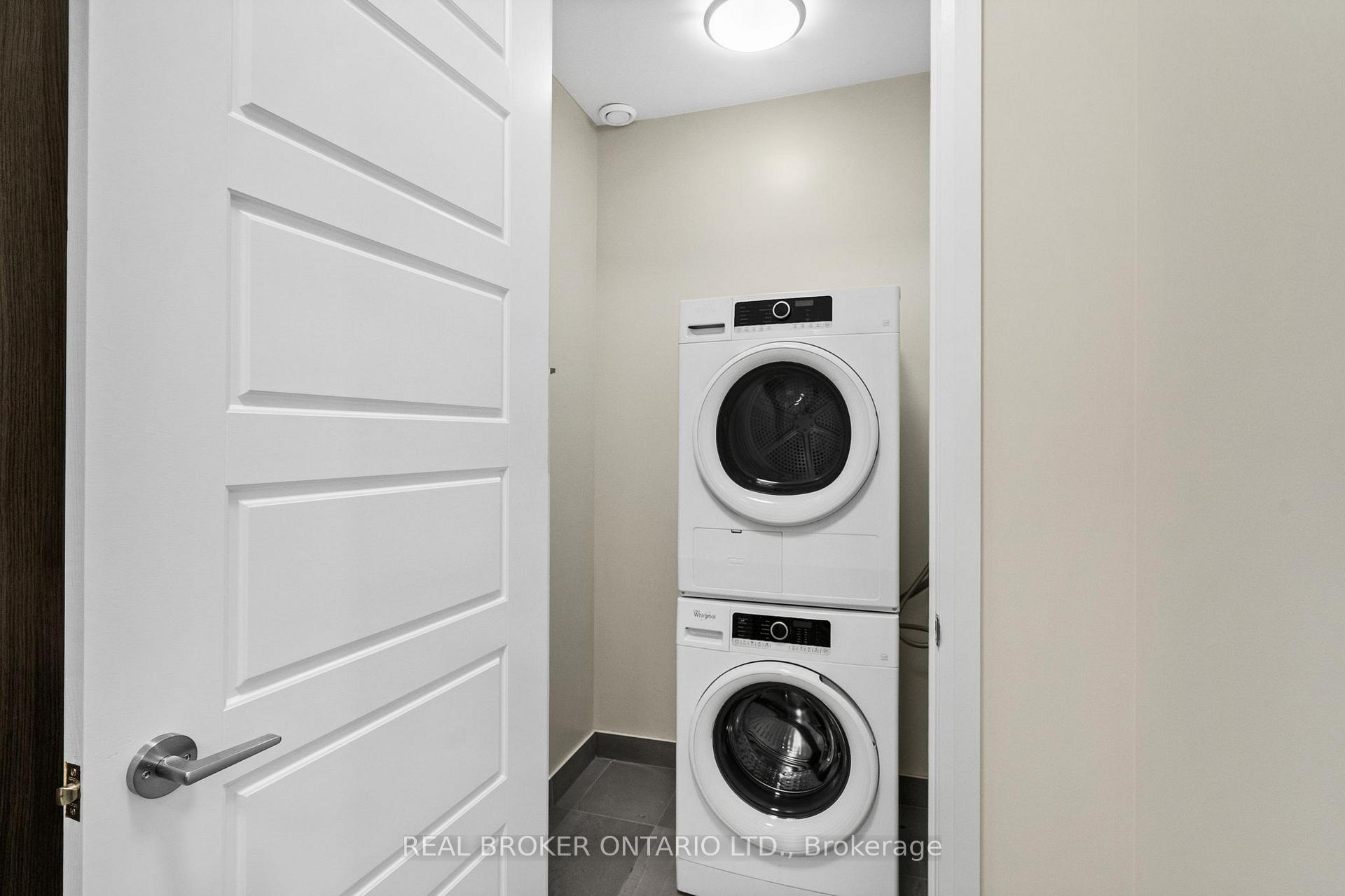 Photo 4 of Unit 110, 15 Water Walk Drive, Markham, Unionville — HOMEH