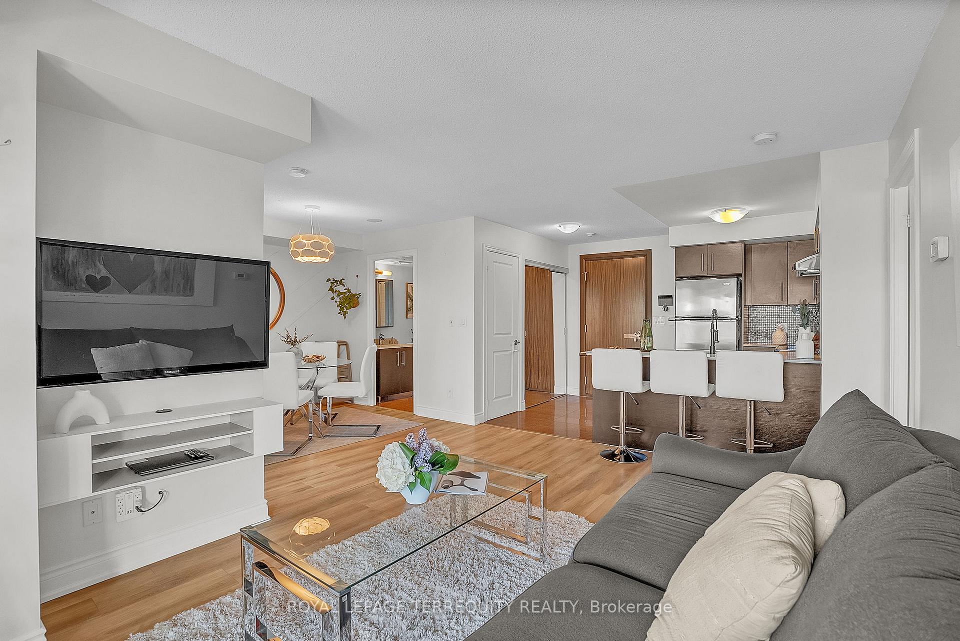 Photo 10 of Unit 210, 273 South Park Road, Markham, Commerce Valley — HOMEH