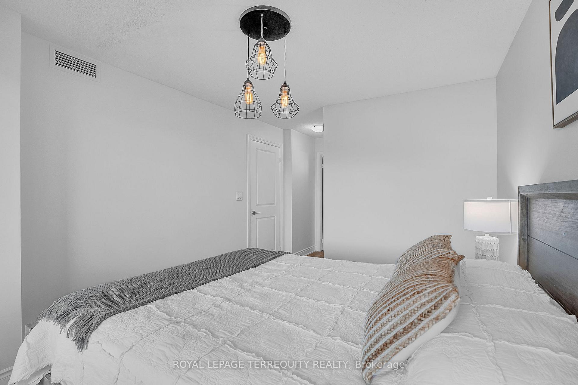 Photo 15 of Unit 210, 273 South Park Road, Markham, Commerce Valley — HOMEH