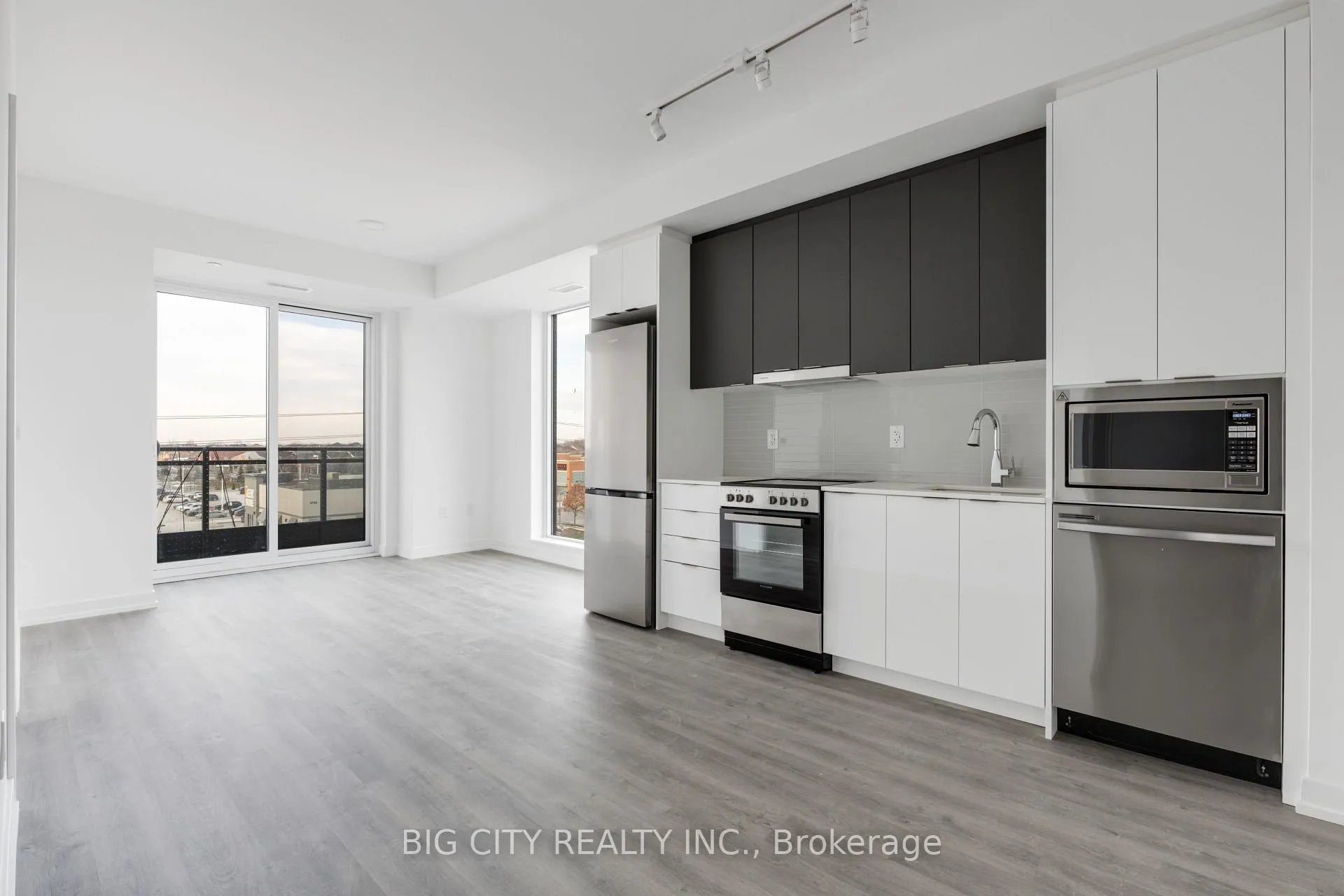 Photo 3 of Unit 537, 9751 Markham Road, Markham, Greensborough — HOMEH