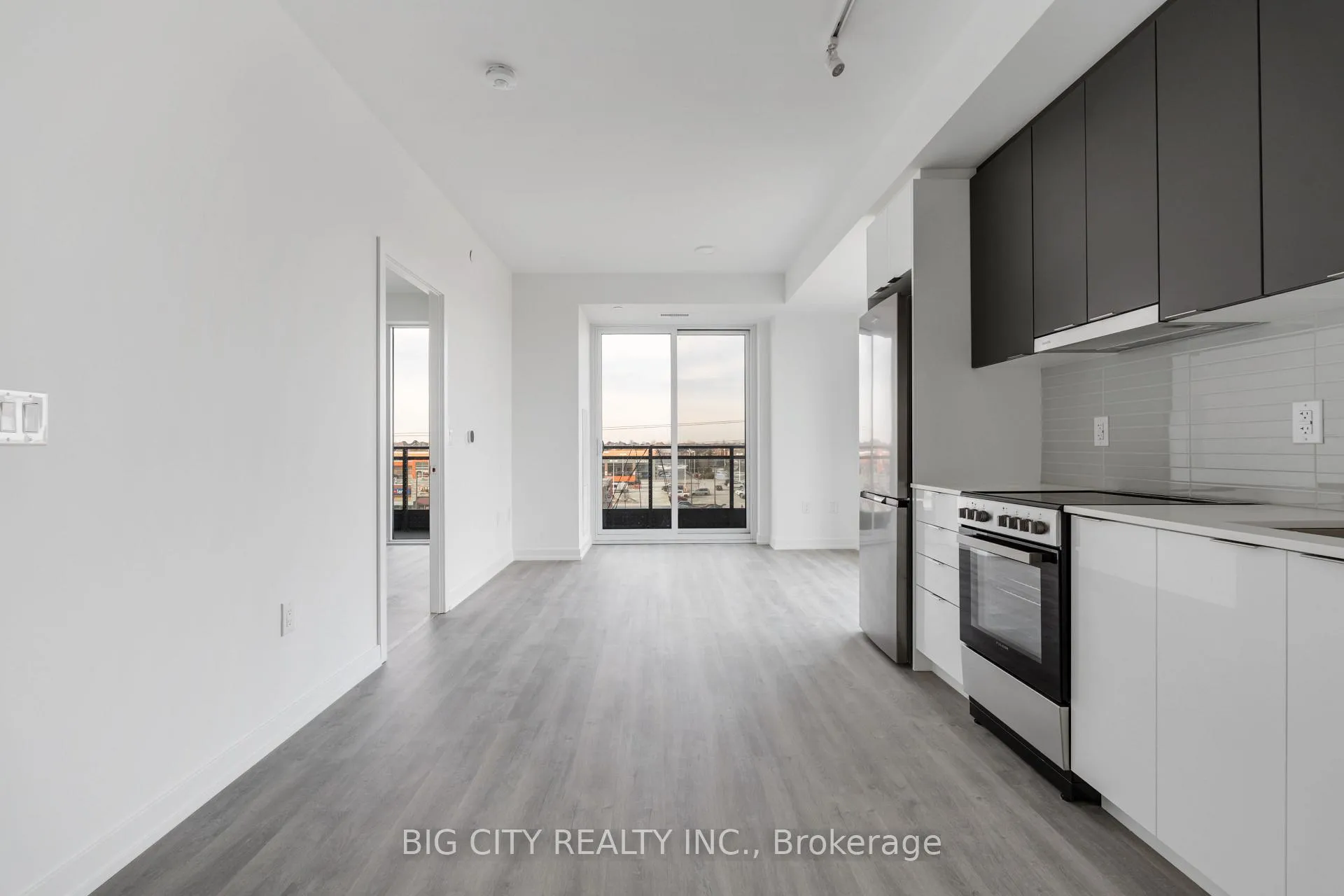 Photo 4 of Unit 537, 9751 Markham Road, Markham, Greensborough — HOMEH