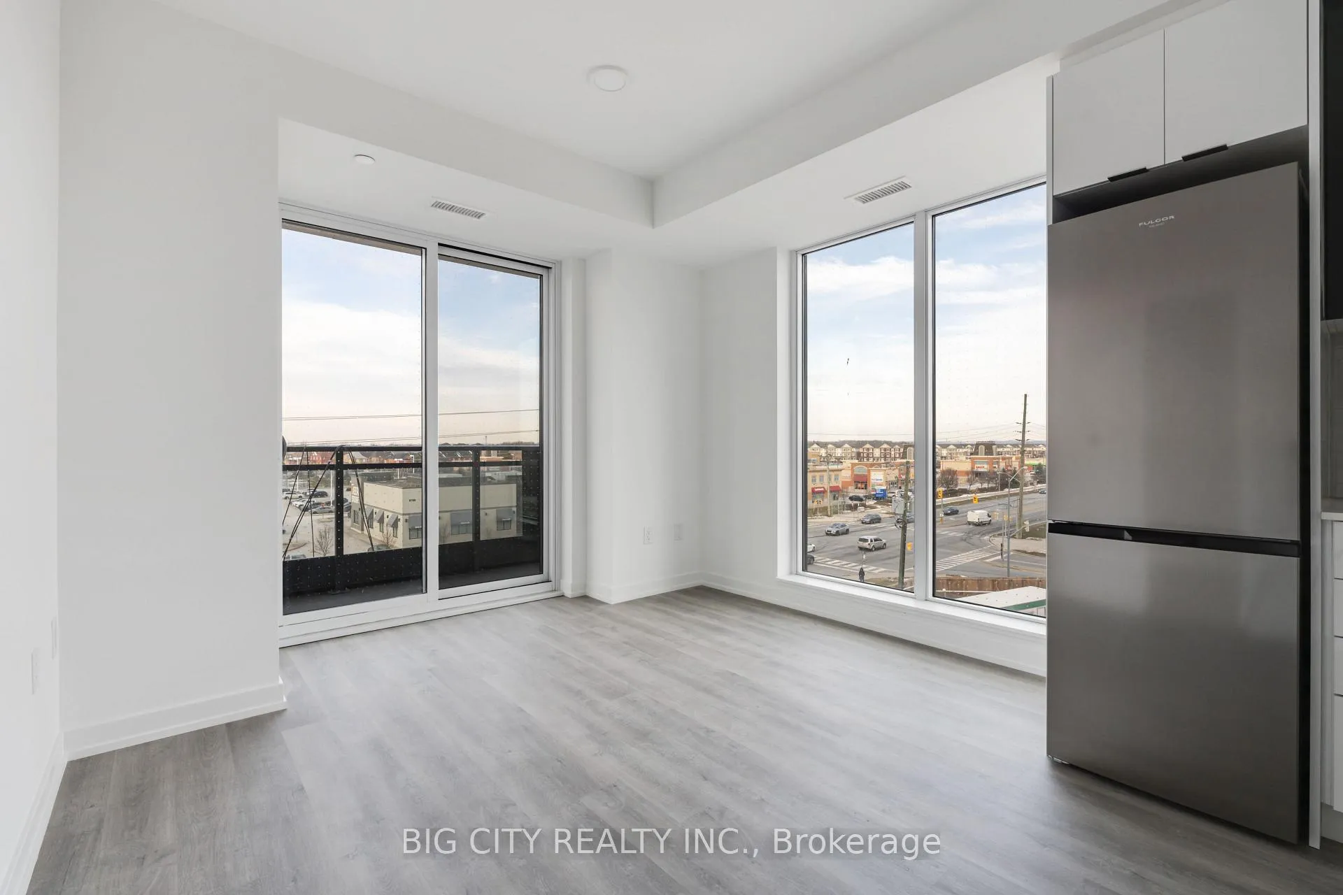Photo 5 of Unit 537, 9751 Markham Road, Markham, Greensborough — HOMEH