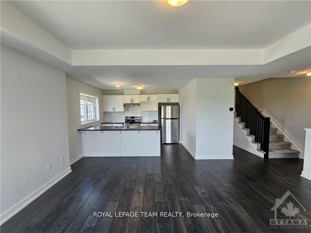 Photo 4 of Unit 81, 992 Chapman Mills Drive, Ottawa, Barrhaven - Heritage Park — HOMEH