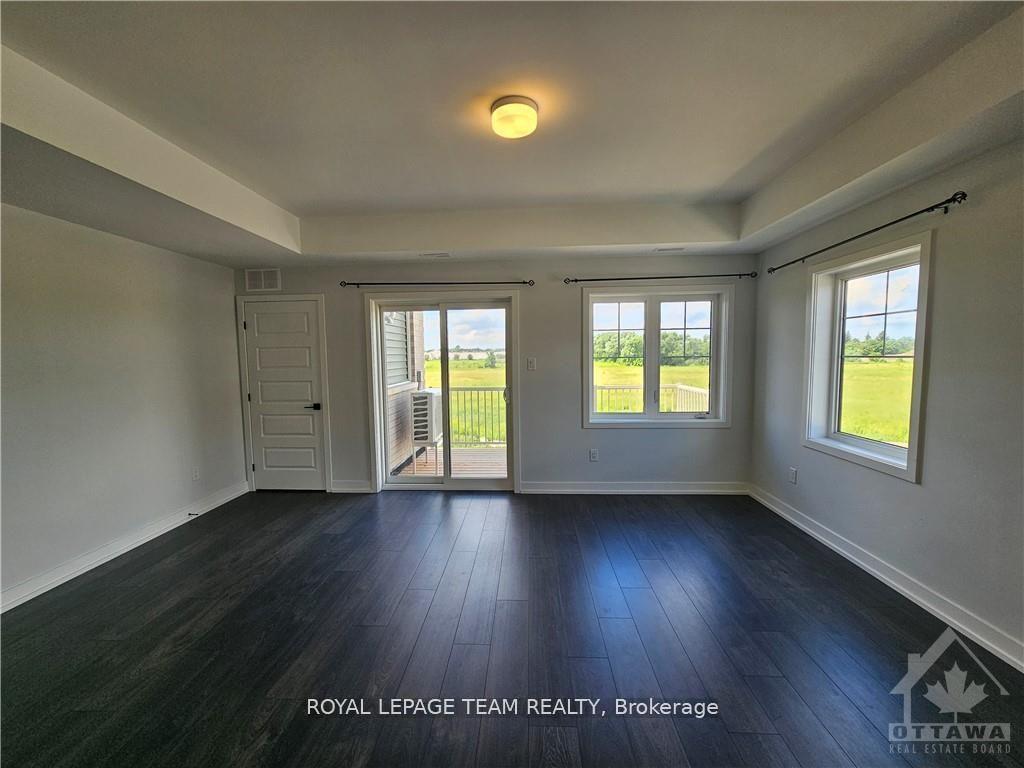 Photo 5 of Unit 81, 992 Chapman Mills Drive, Ottawa, Barrhaven - Heritage Park — HOMEH