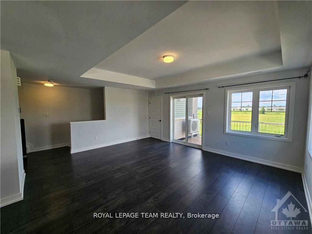 Photo 7 of Unit 81, 992 Chapman Mills Drive, Ottawa, Barrhaven - Heritage Park — HOMEH