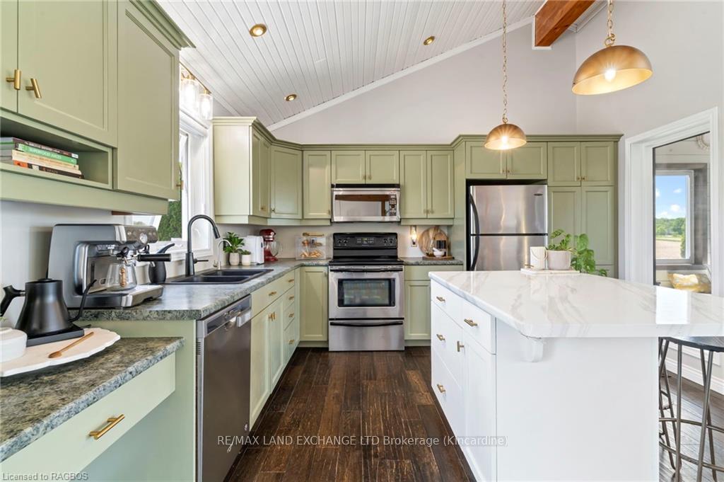 Photo 22 of 166 Maple Hill Road, Brockton — HOMEH