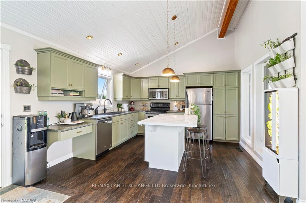 Photo 39 of 166 Maple Hill Road, Brockton — HOMEH