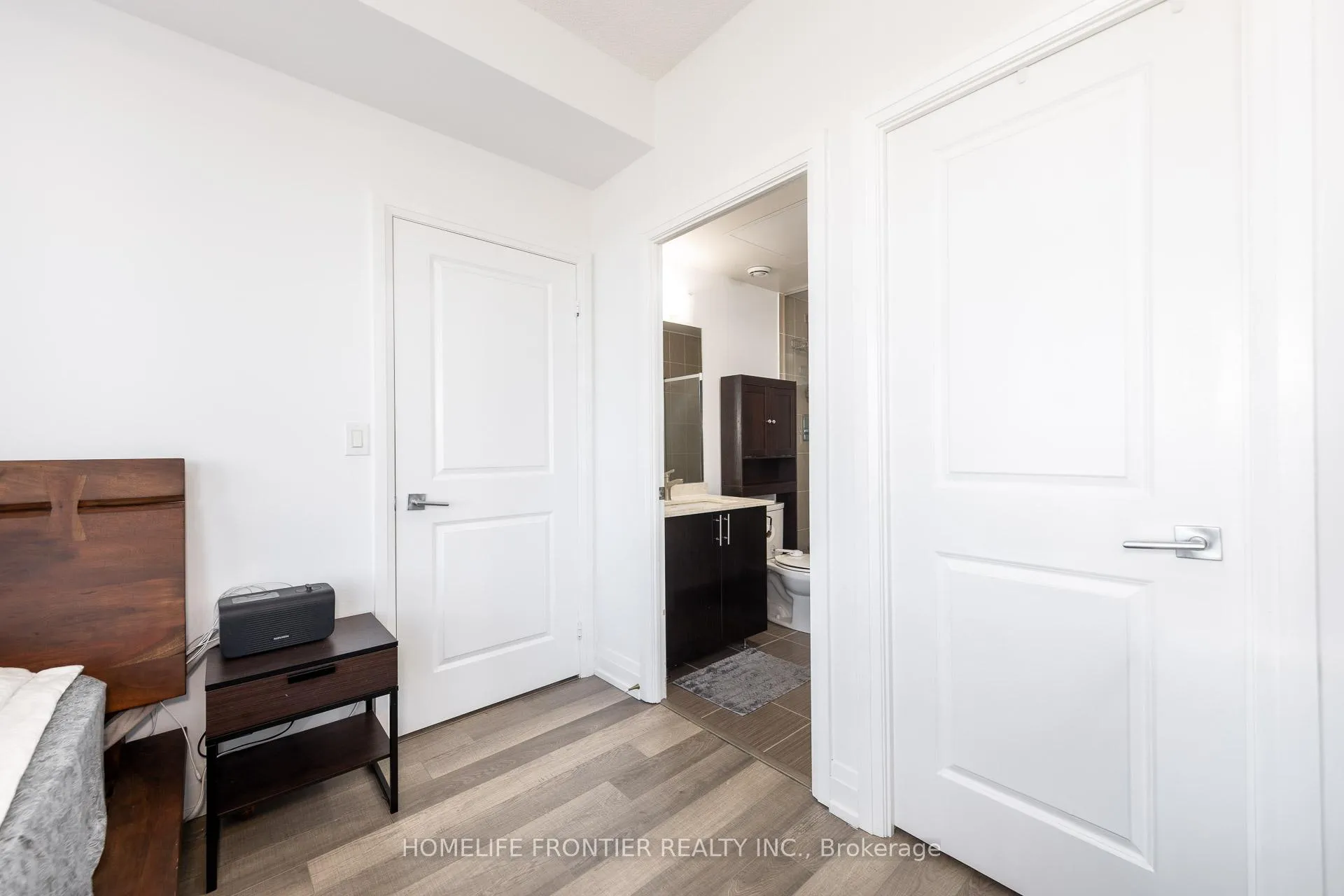 Photo 14 of Unit PH209, 7167 Yonge Street, Markham, Grandview — HOMEH