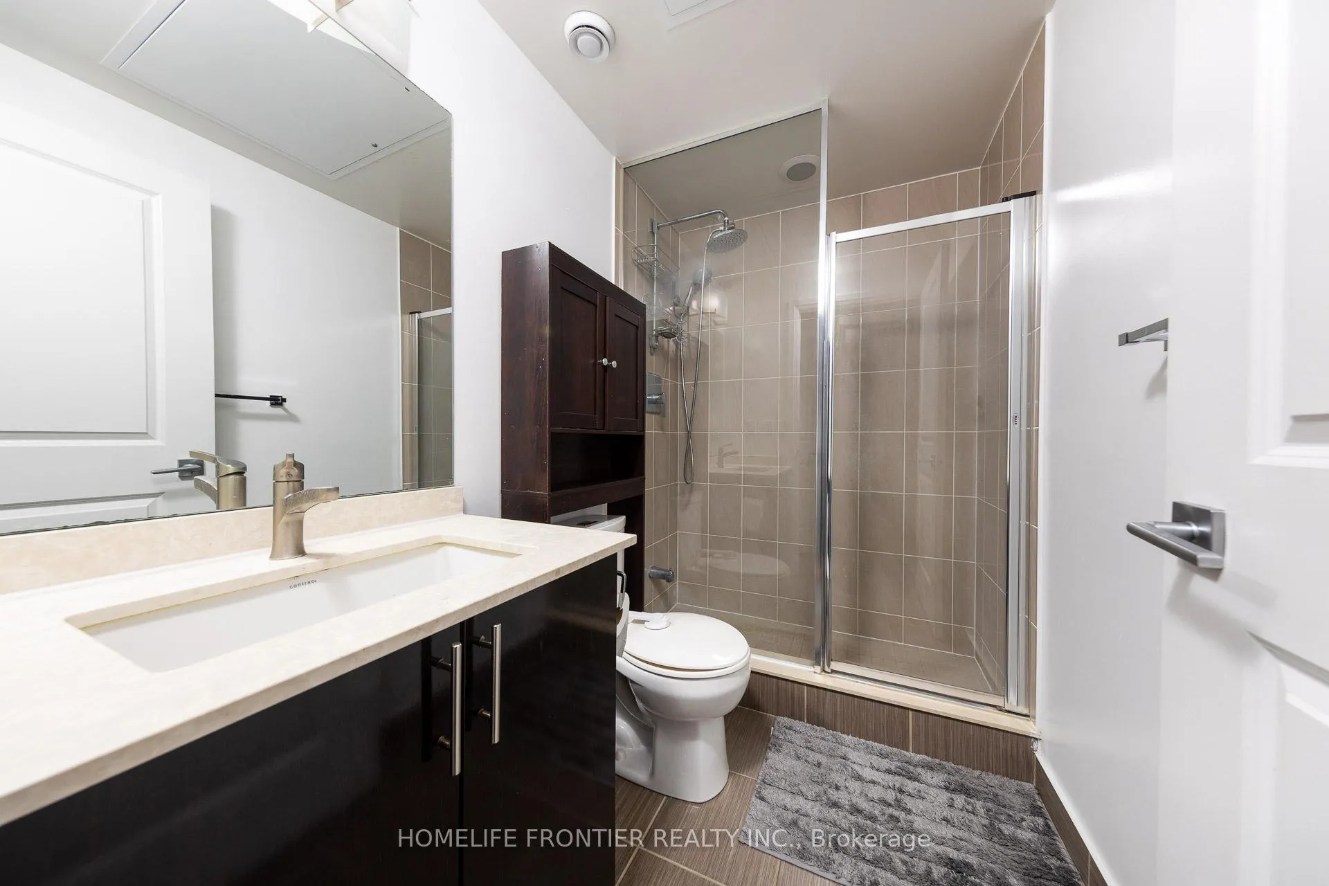 Photo 15 of Unit PH209, 7167 Yonge Street, Markham, Grandview — HOMEH