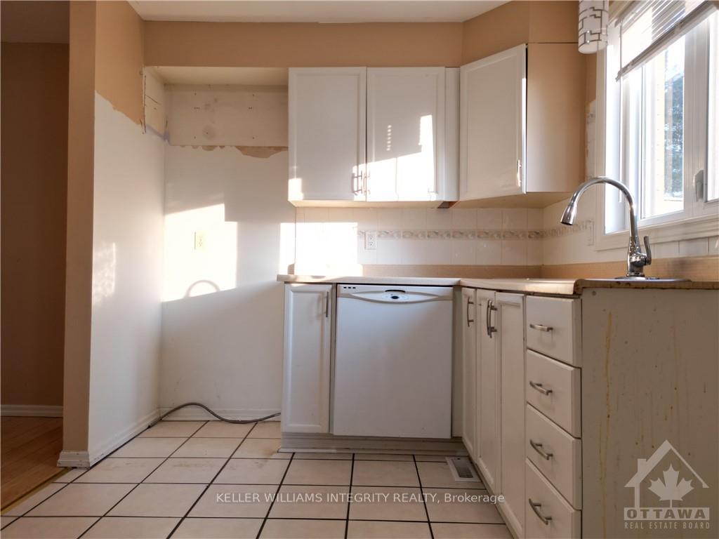 Photo 9 of 1664 Rodin Way, Ottawa, Chateauneuf — HOMEH