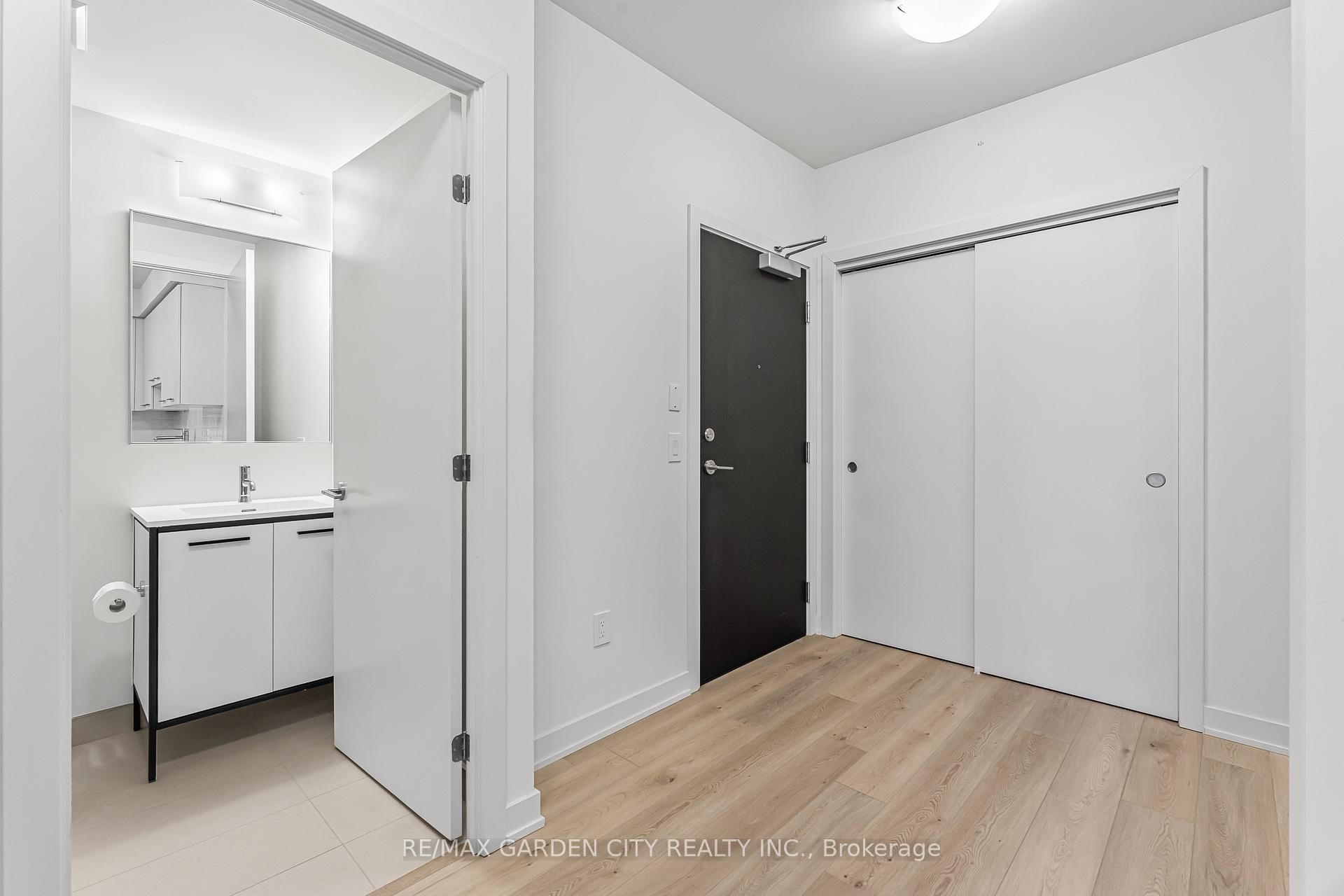 Photo 3 of Unit 207, 385 Winston Road, Grimsby, Grimsby Beach — HOMEH