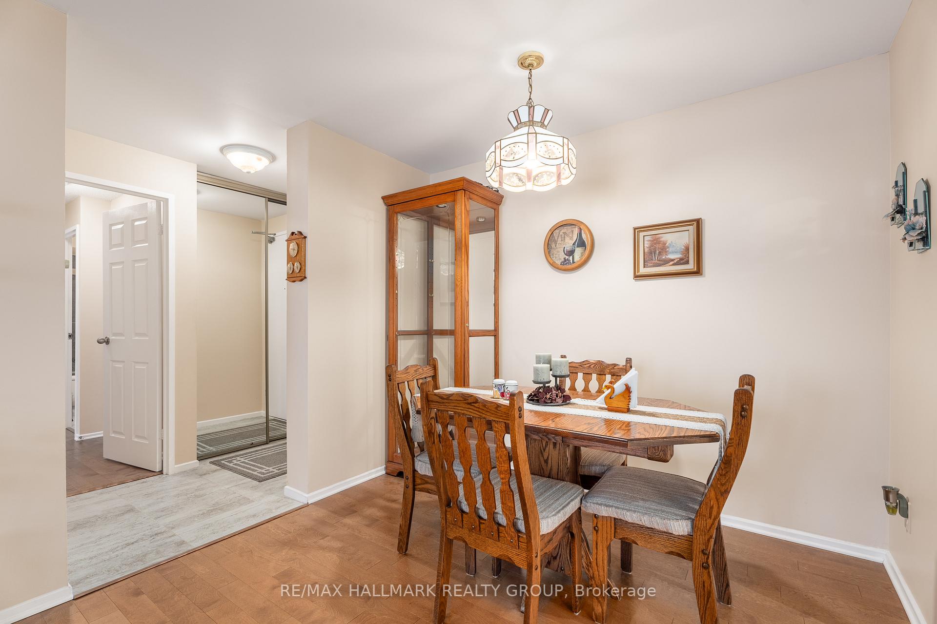 Photo 9 of Unit 303, 1599 Lassiter Terrace, Ottawa, Beaconwood — HOMEH