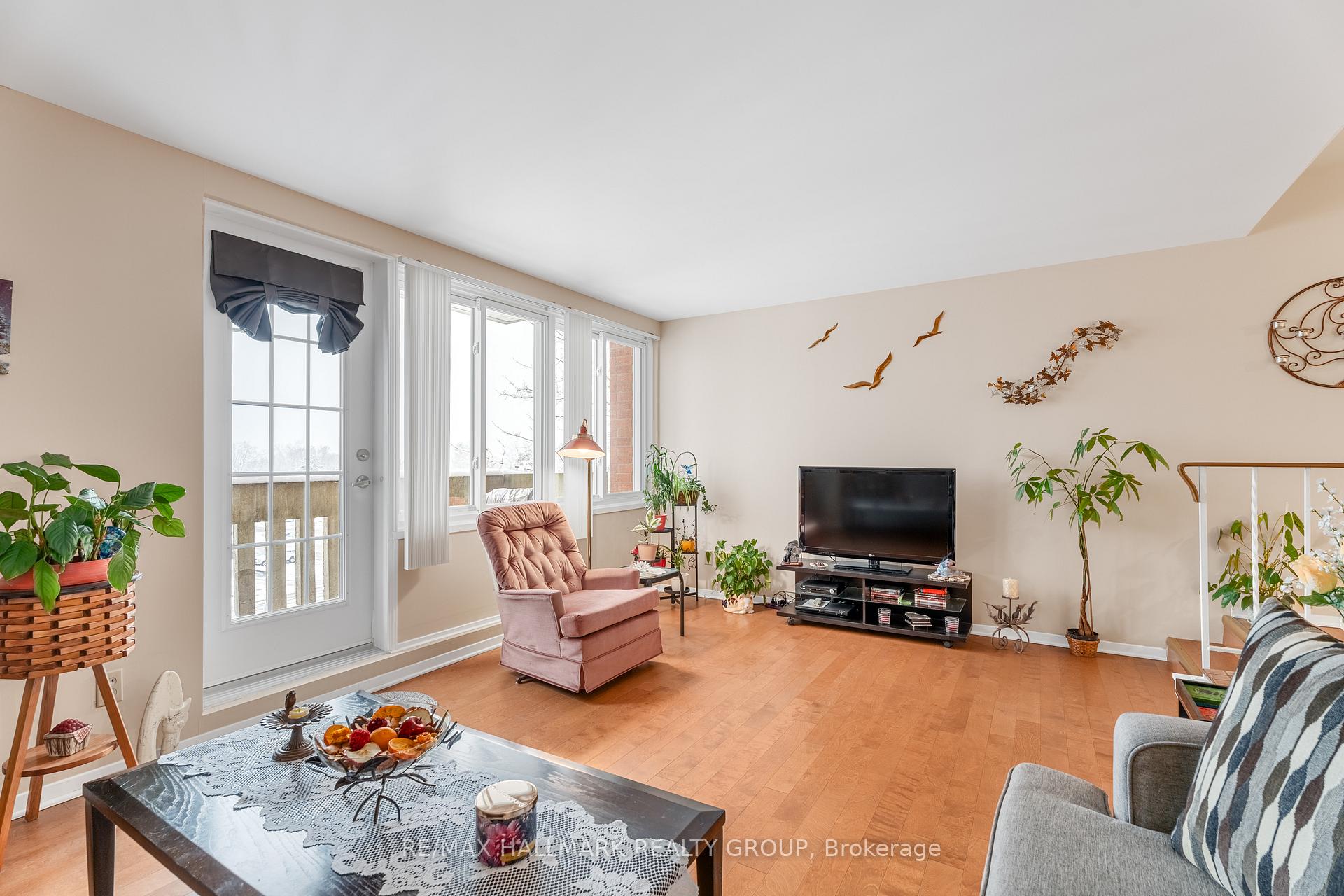 Photo 18 of Unit 303, 1599 Lassiter Terrace, Ottawa, Beaconwood — HOMEH