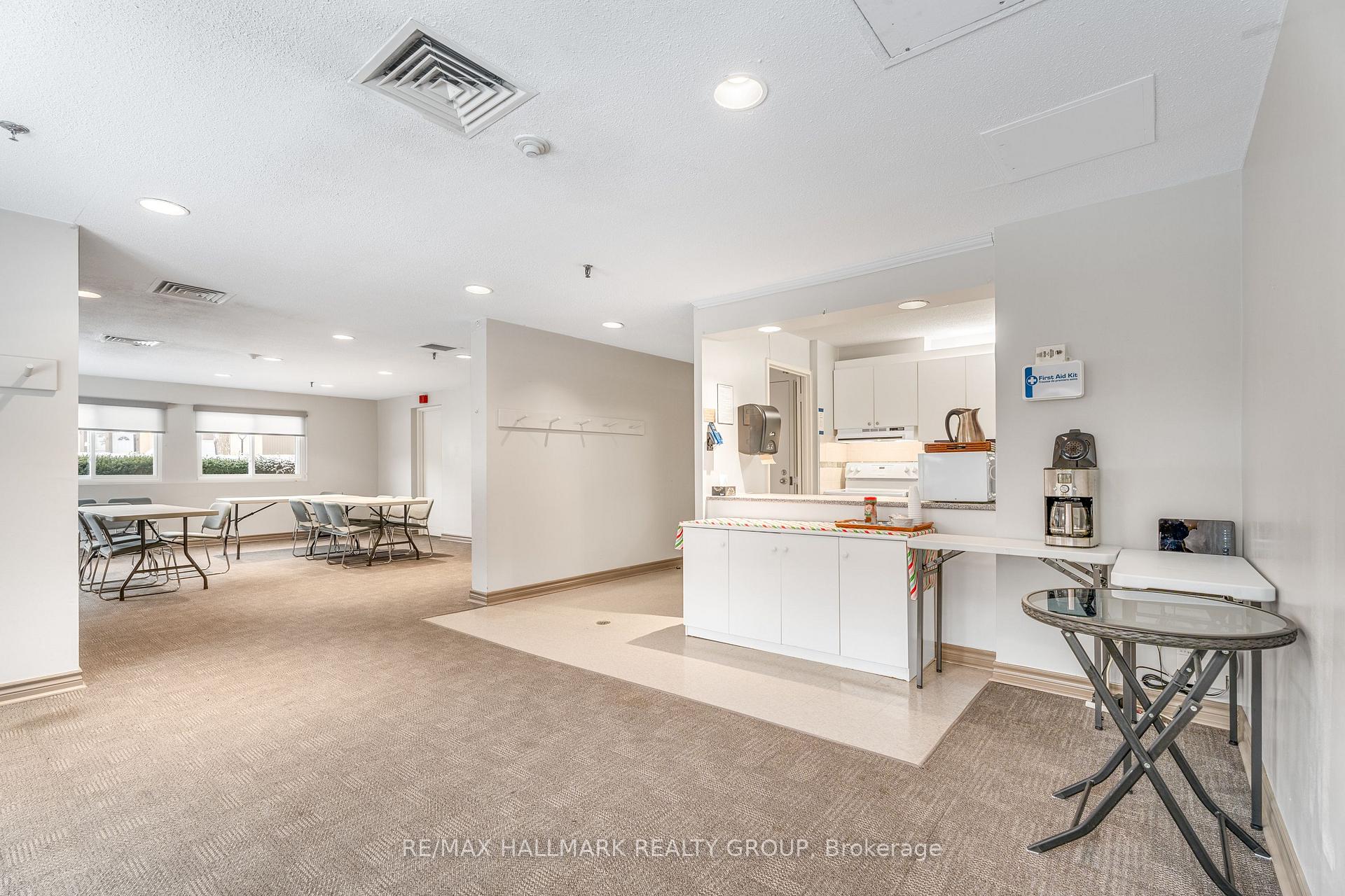 Photo 27 of Unit 303, 1599 Lassiter Terrace, Ottawa, Beaconwood — HOMEH