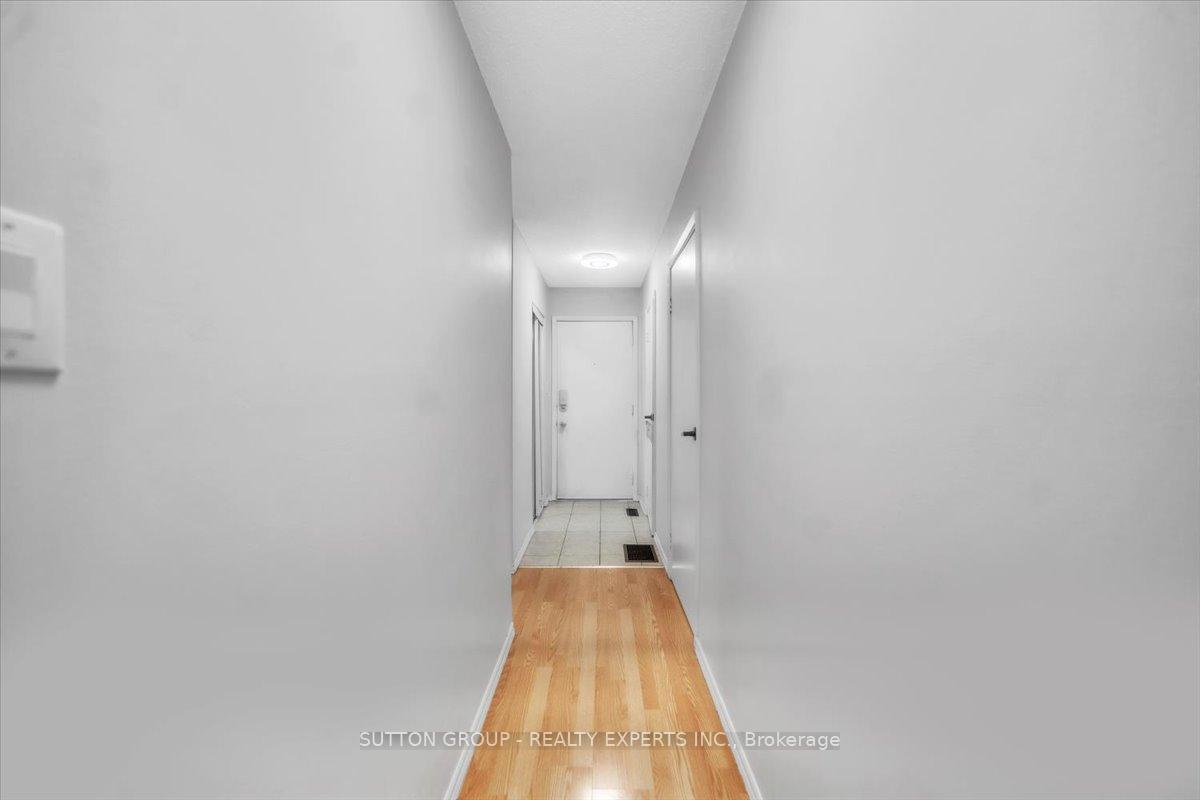Photo 3 of Unit 32, 120 Quigley Road, Hamilton, Vincent — HOMEH
