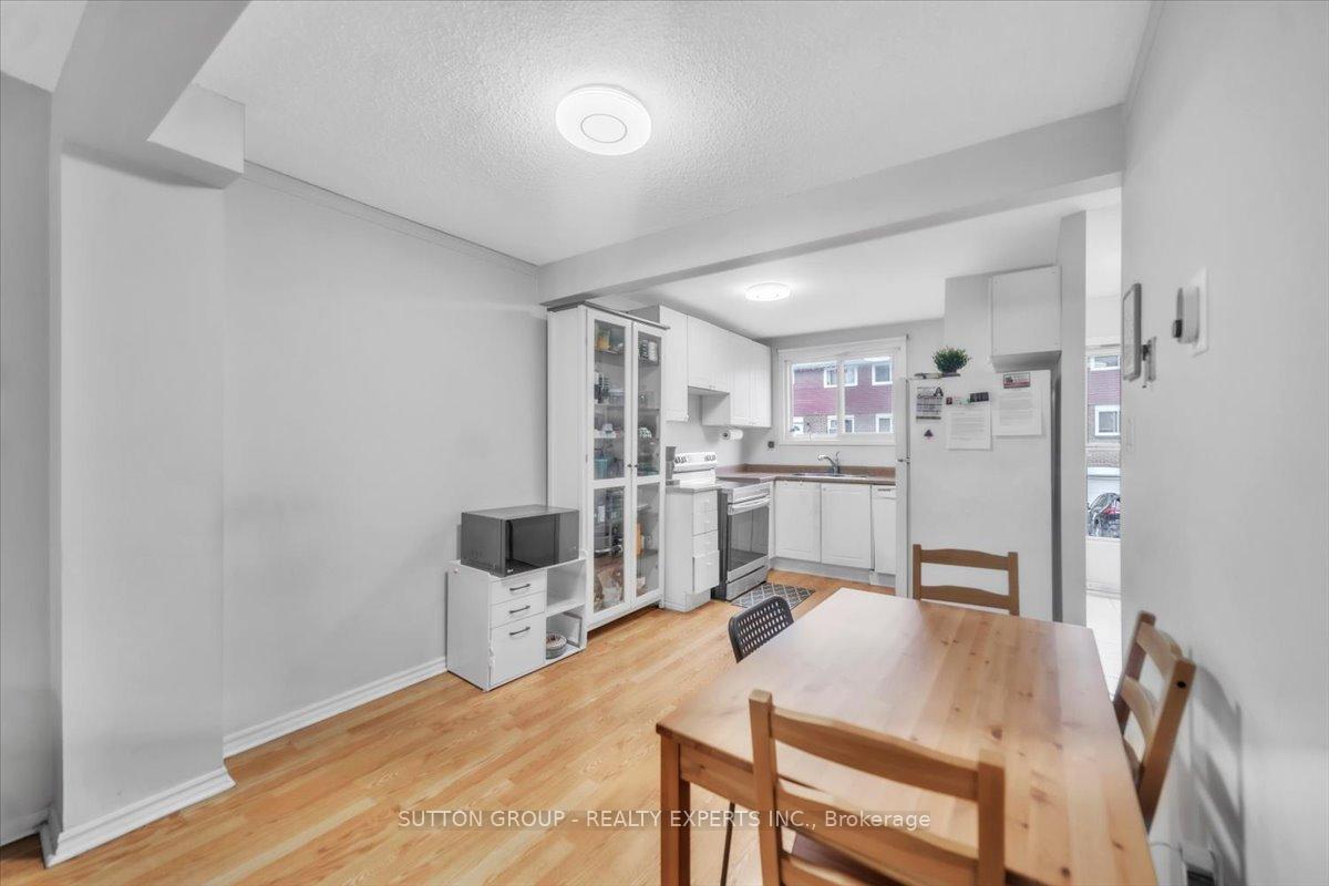 Photo 6 of Unit 32, 120 Quigley Road, Hamilton, Vincent — HOMEH