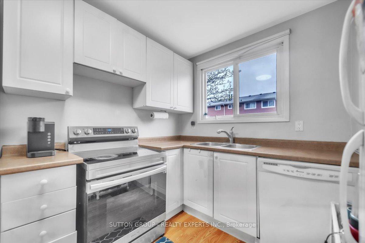 Photo 8 of Unit 32, 120 Quigley Road, Hamilton, Vincent — HOMEH