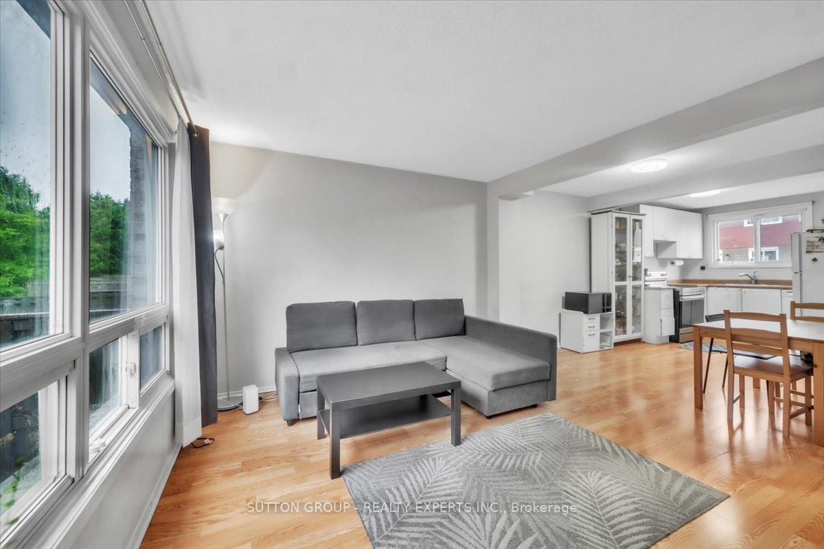 Photo 11 of Unit 32, 120 Quigley Road, Hamilton, Vincent — HOMEH
