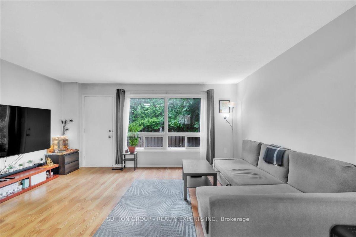 Photo 12 of Unit 32, 120 Quigley Road, Hamilton, Vincent — HOMEH