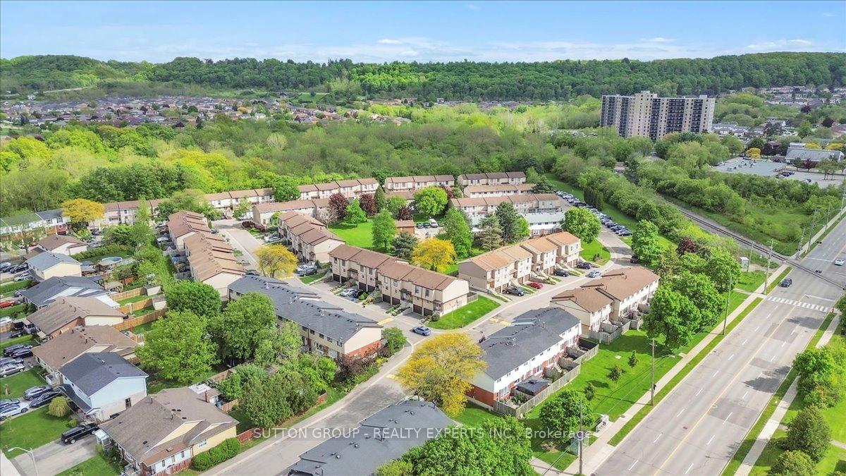 Photo 34 of Unit 32, 120 Quigley Road, Hamilton, Vincent — HOMEH