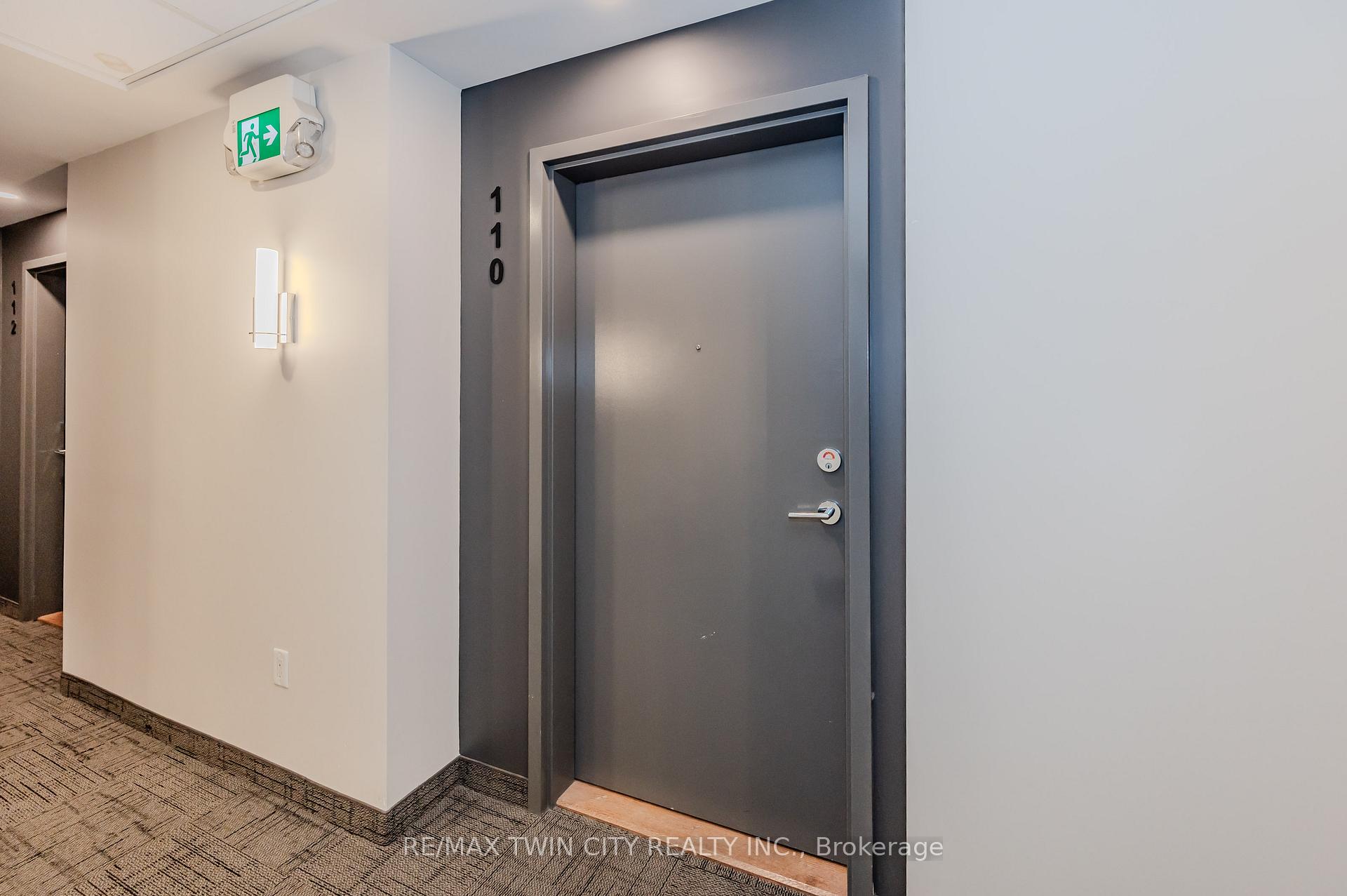 Photo 6 of Unit 110, 110 Fergus Avenue, Kitchener, Stanley Park — HOMEH
