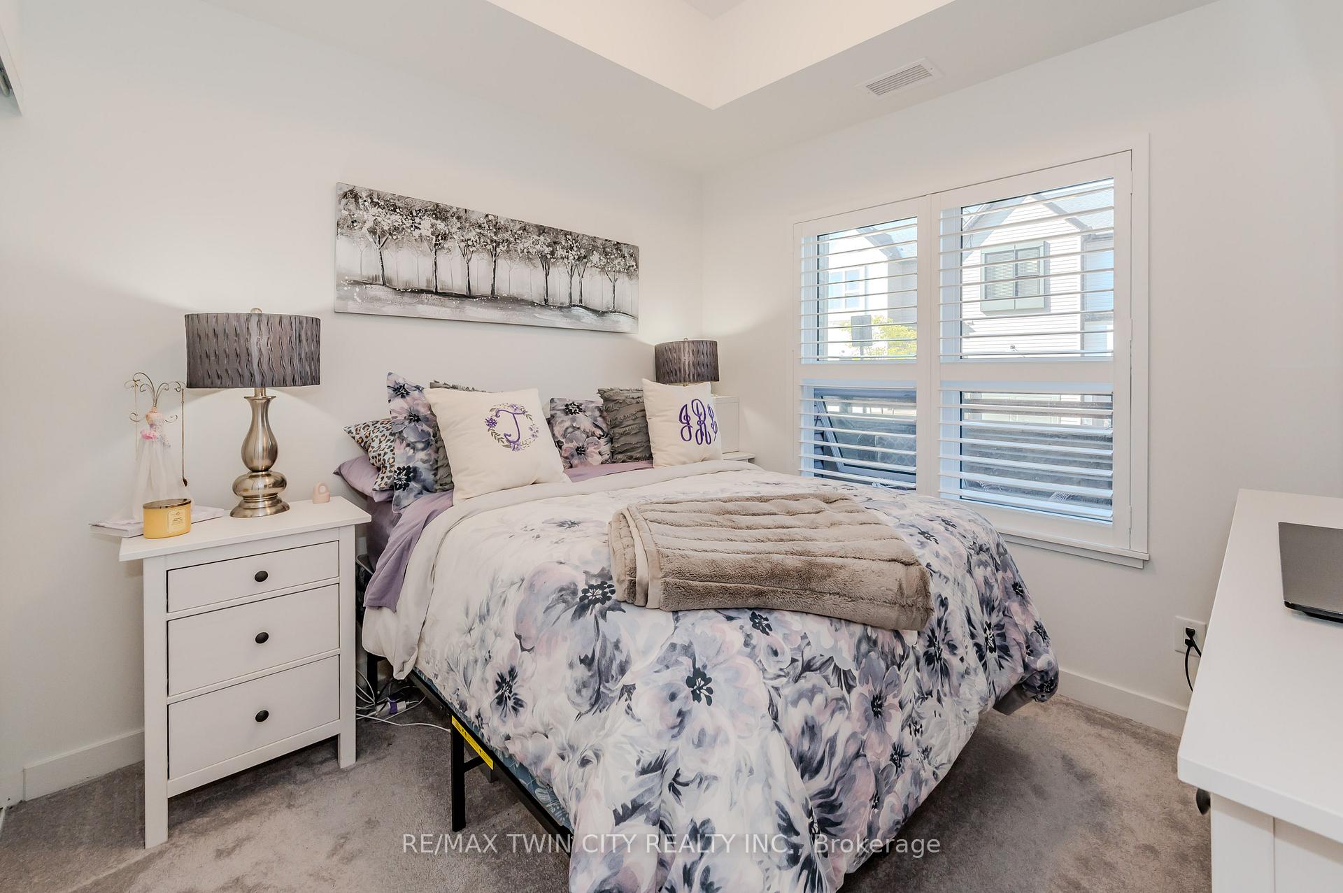 Photo 14 of Unit 110, 110 Fergus Avenue, Kitchener, Stanley Park — HOMEH