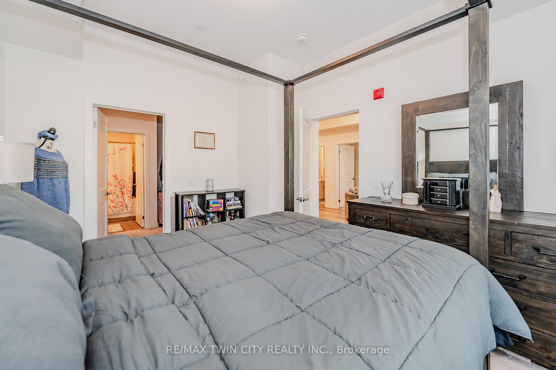 Photo 18 of Unit 110, 110 Fergus Avenue, Kitchener, Stanley Park — HOMEH