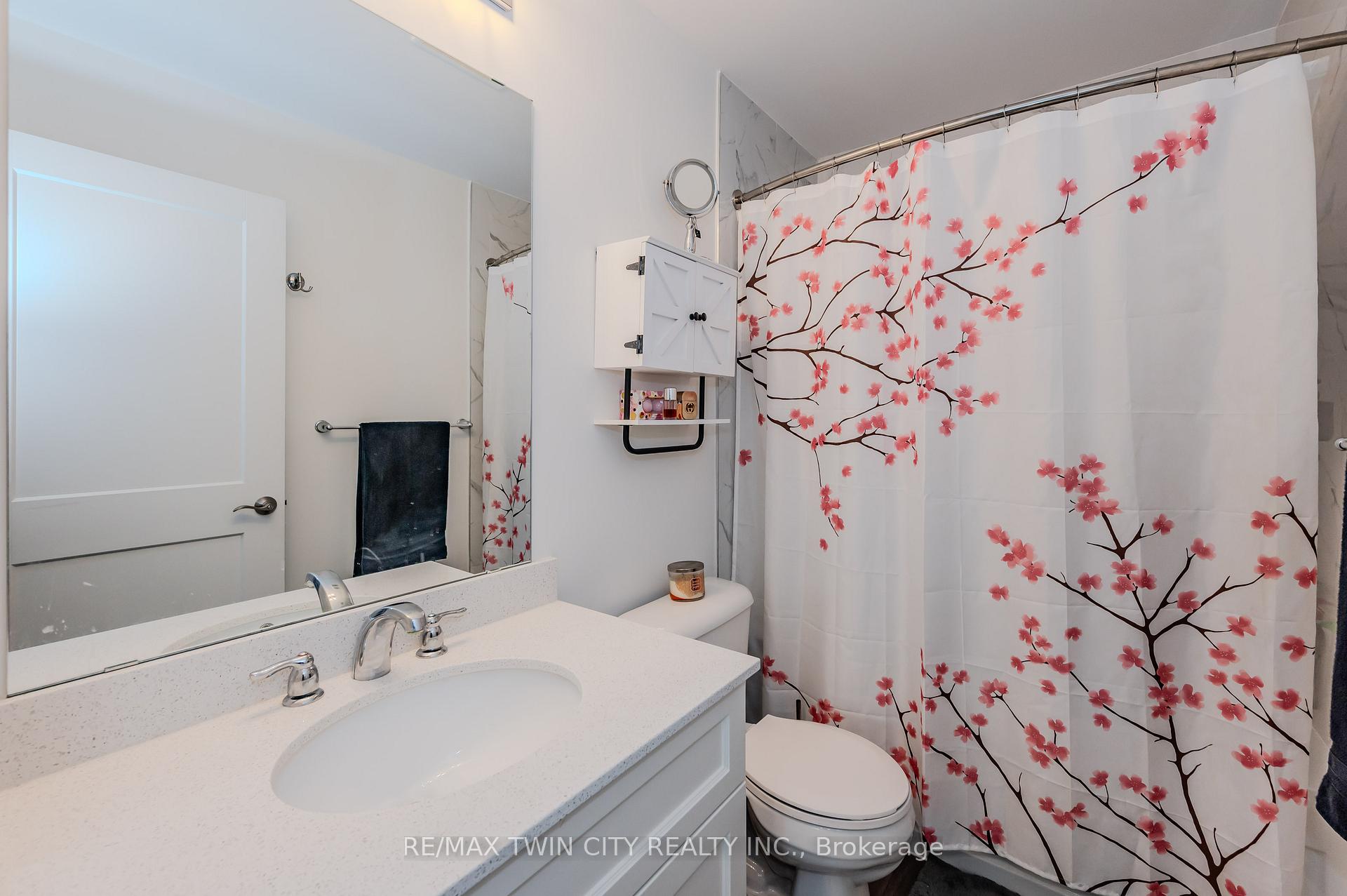 Photo 19 of Unit 110, 110 Fergus Avenue, Kitchener, Stanley Park — HOMEH