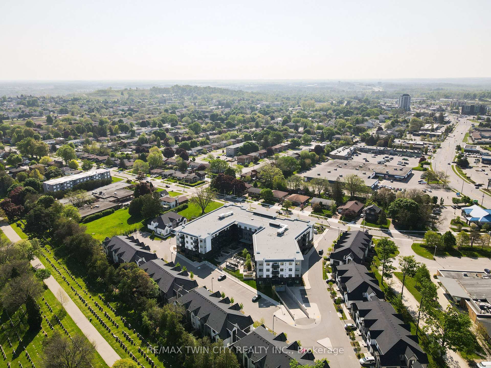 Photo 30 of Unit 110, 110 Fergus Avenue, Kitchener, Stanley Park — HOMEH