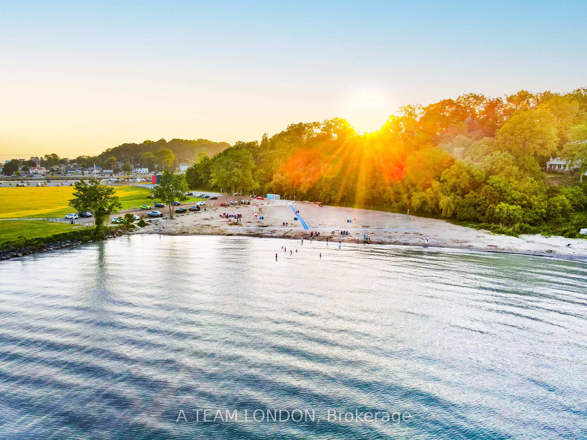 Photo 12 of 236 Edward Street, Central Elgin, Rural Central Elgin — HOMEH