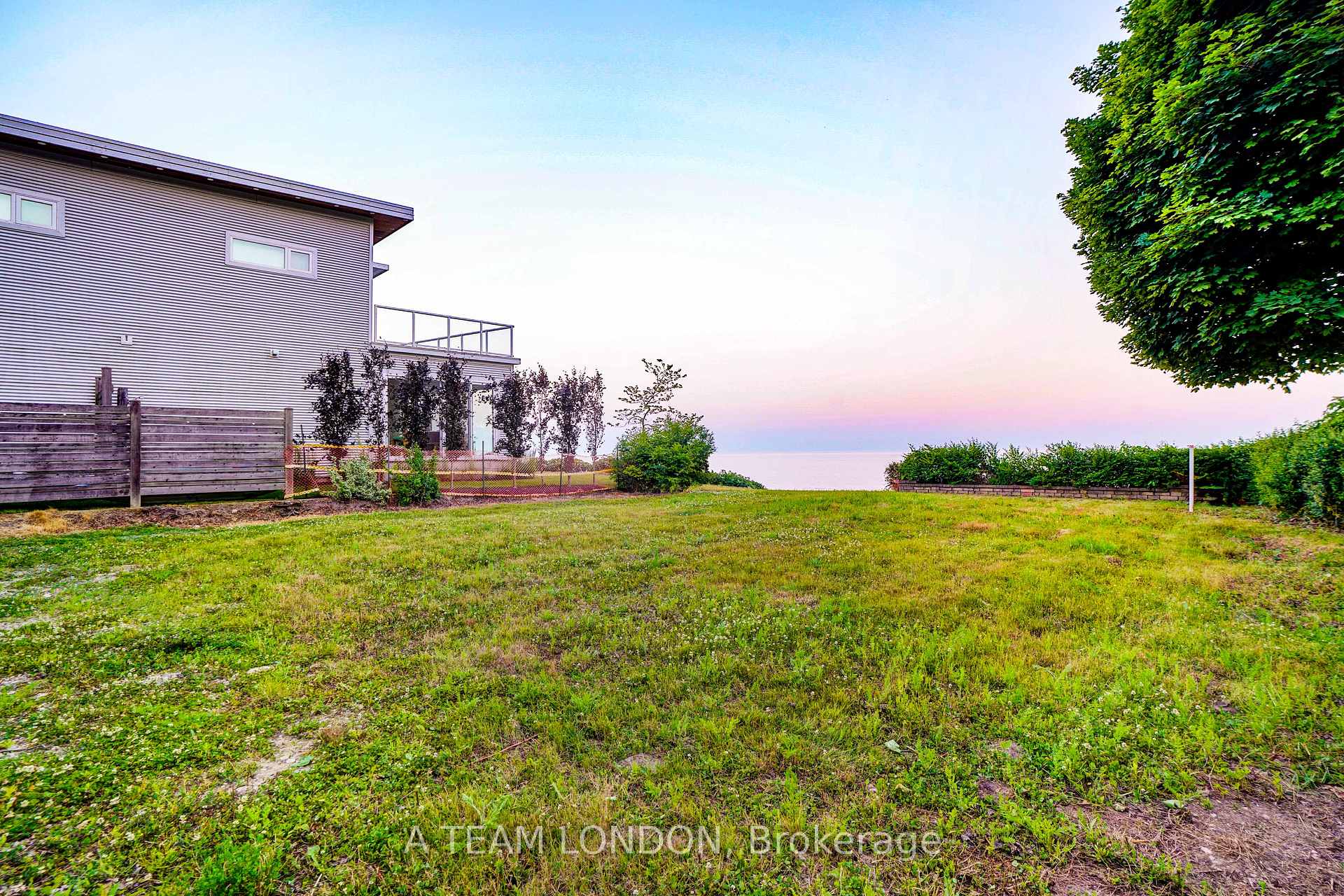 Photo 16 of 236 Edward Street, Central Elgin, Rural Central Elgin — HOMEH