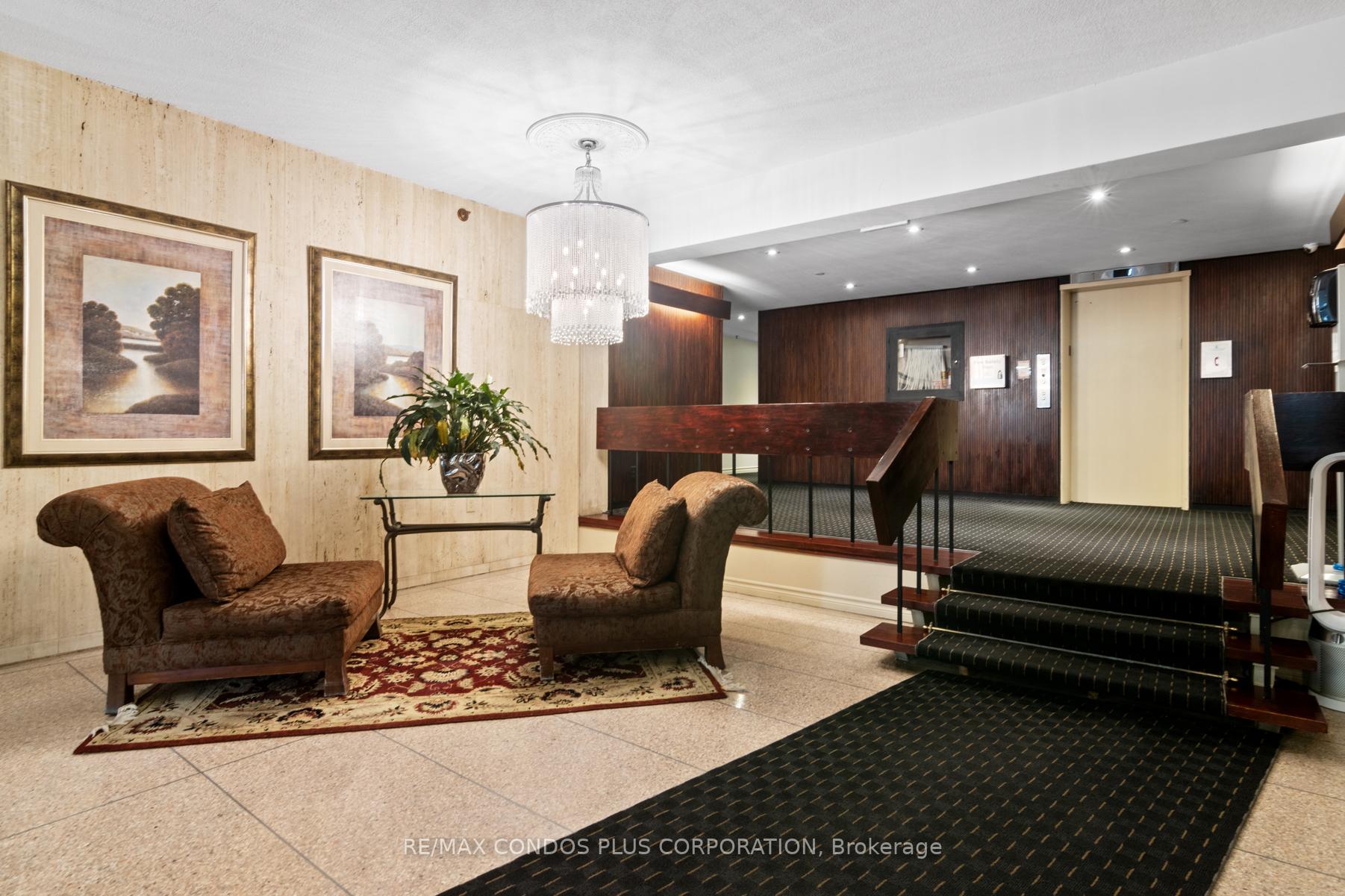 Photo 4 of Unit 607, 60 Montclair Avenue, Toronto, Forest Hill South — HOMEH