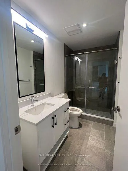 Photo 6 of Unit 1503, 741 King Street W, Kitchener — HOMEH