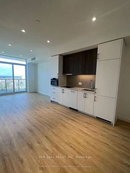 Photo 11 of Unit 1503, 741 King Street W, Kitchener — HOMEH