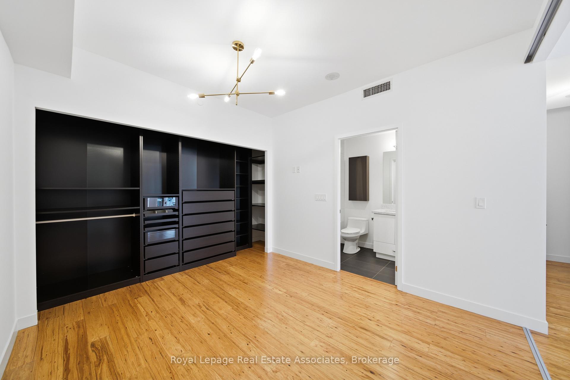 Photo 14 of Unit 915, 2055 Danforth Avenue, Toronto, Woodbine Corridor — HOMEH