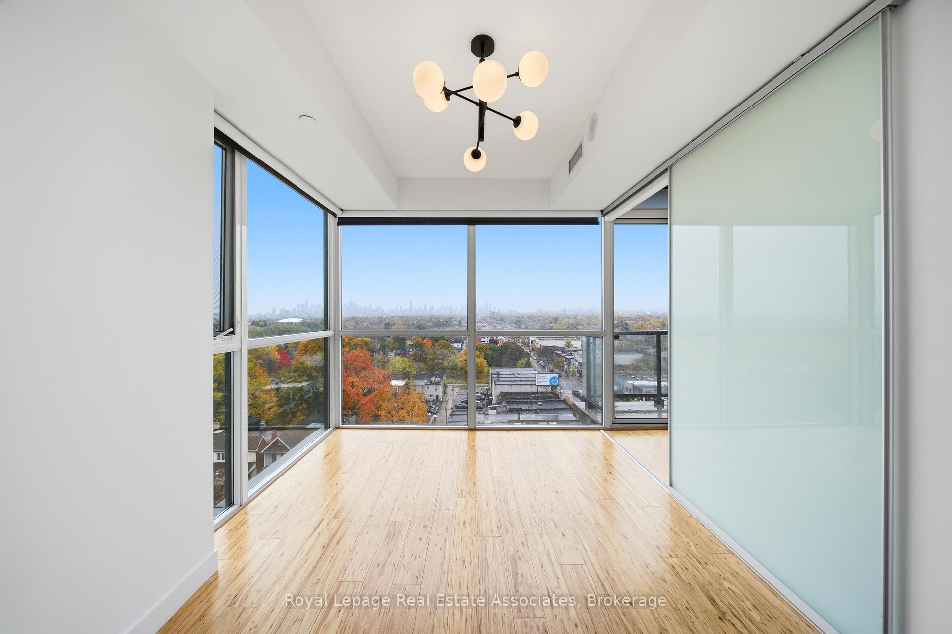 Photo 18 of Unit 915, 2055 Danforth Avenue, Toronto, Woodbine Corridor — HOMEH