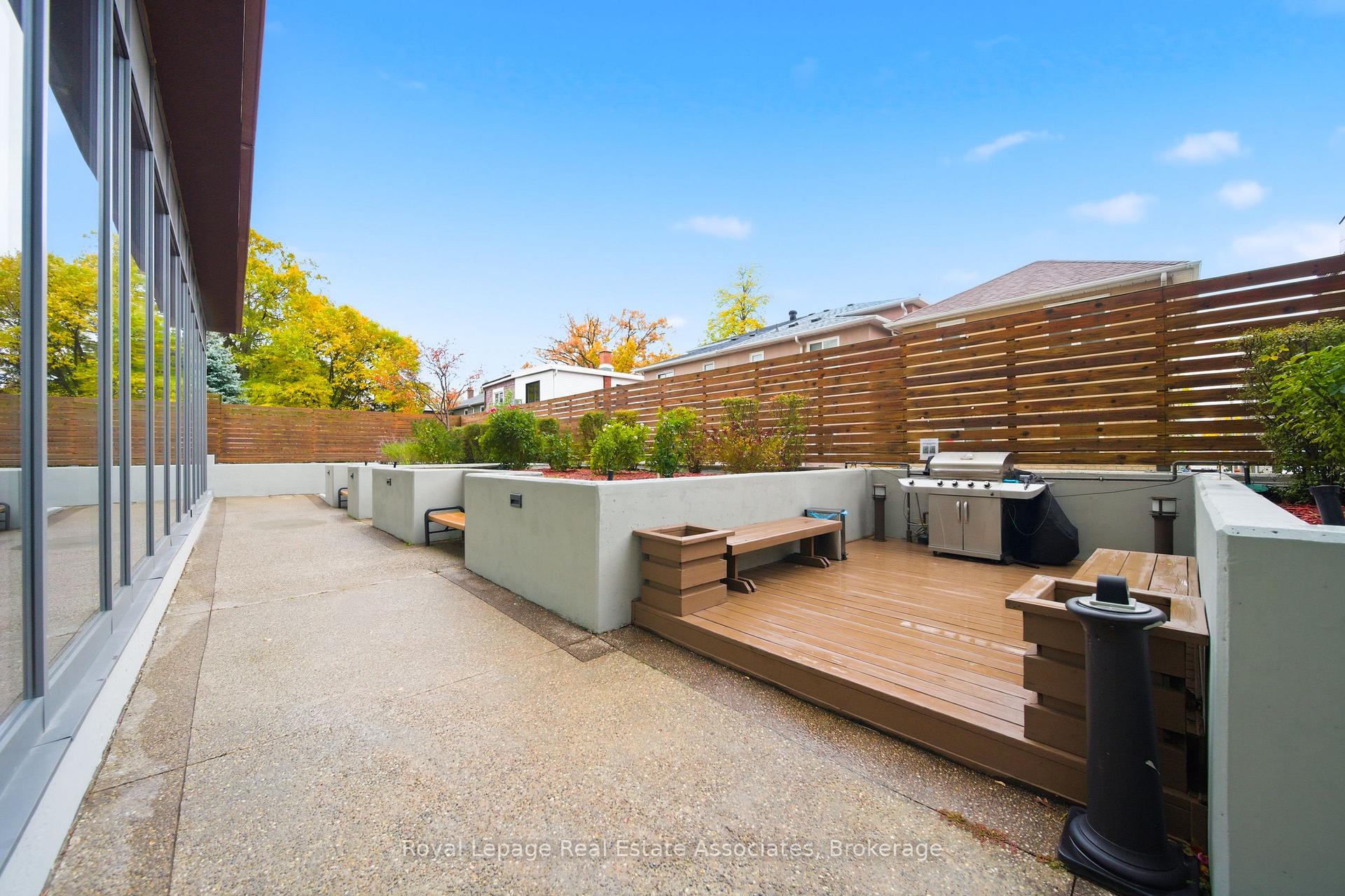 Photo 29 of Unit 915, 2055 Danforth Avenue, Toronto, Woodbine Corridor — HOMEH