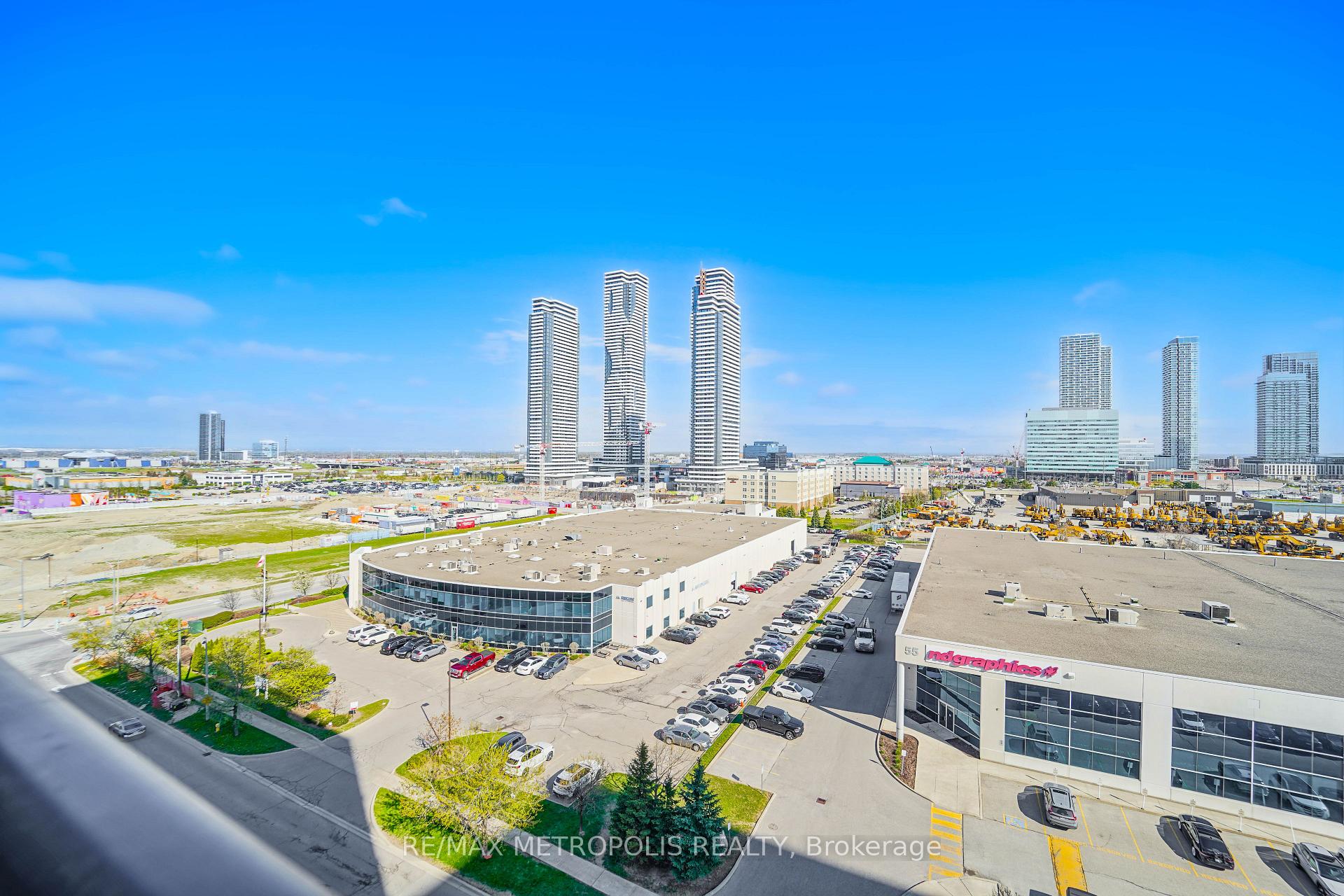 Photo 18 of Unit 921, 10 Honeycrisp Crescent, Vaughan, Vaughan Corporate Centre — HOMEH