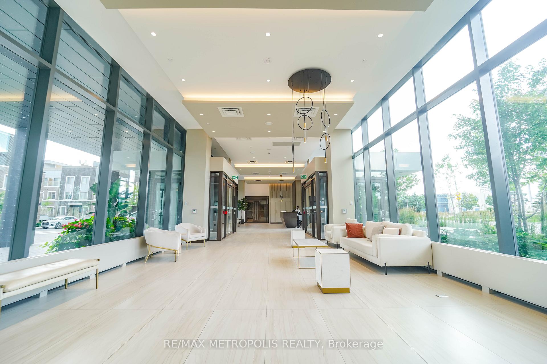 Photo 21 of Unit 921, 10 Honeycrisp Crescent, Vaughan, Vaughan Corporate Centre — HOMEH