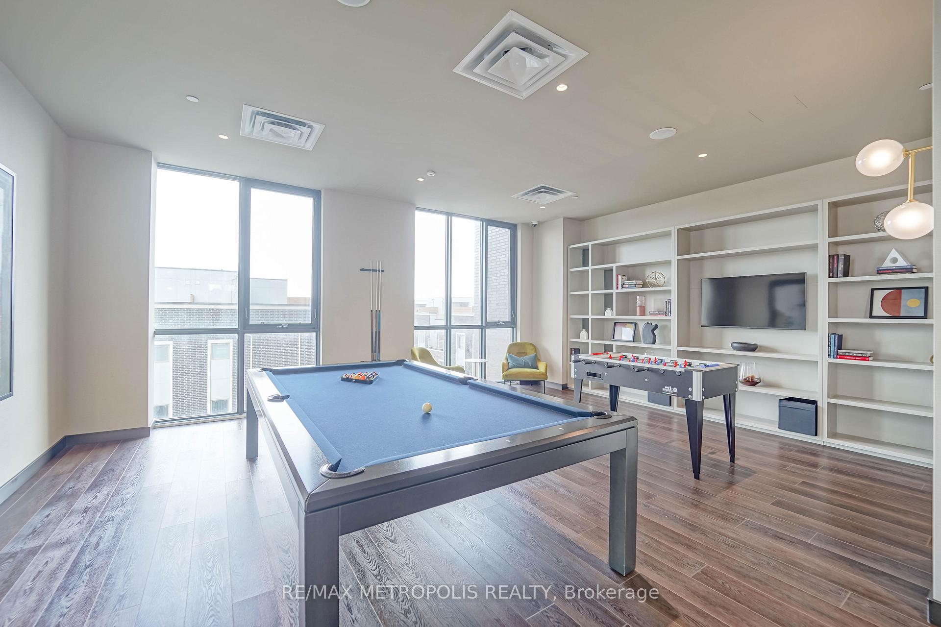 Photo 23 of Unit 921, 10 Honeycrisp Crescent, Vaughan, Vaughan Corporate Centre — HOMEH