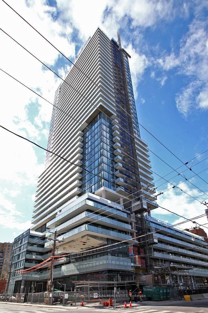 Front of Unit 2004, 161 Roehampton Avenue