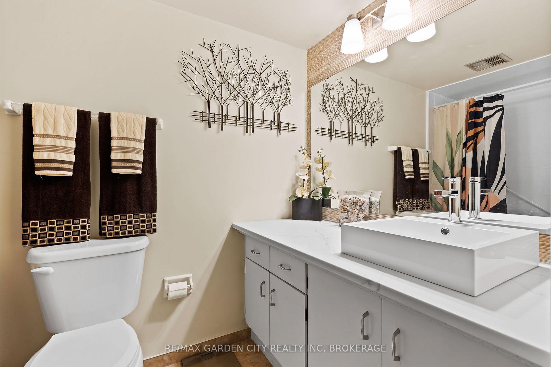 Photo 21 of Unit 309B, 200 Highway 20 W, Pelham, Fonthill — HOMEH