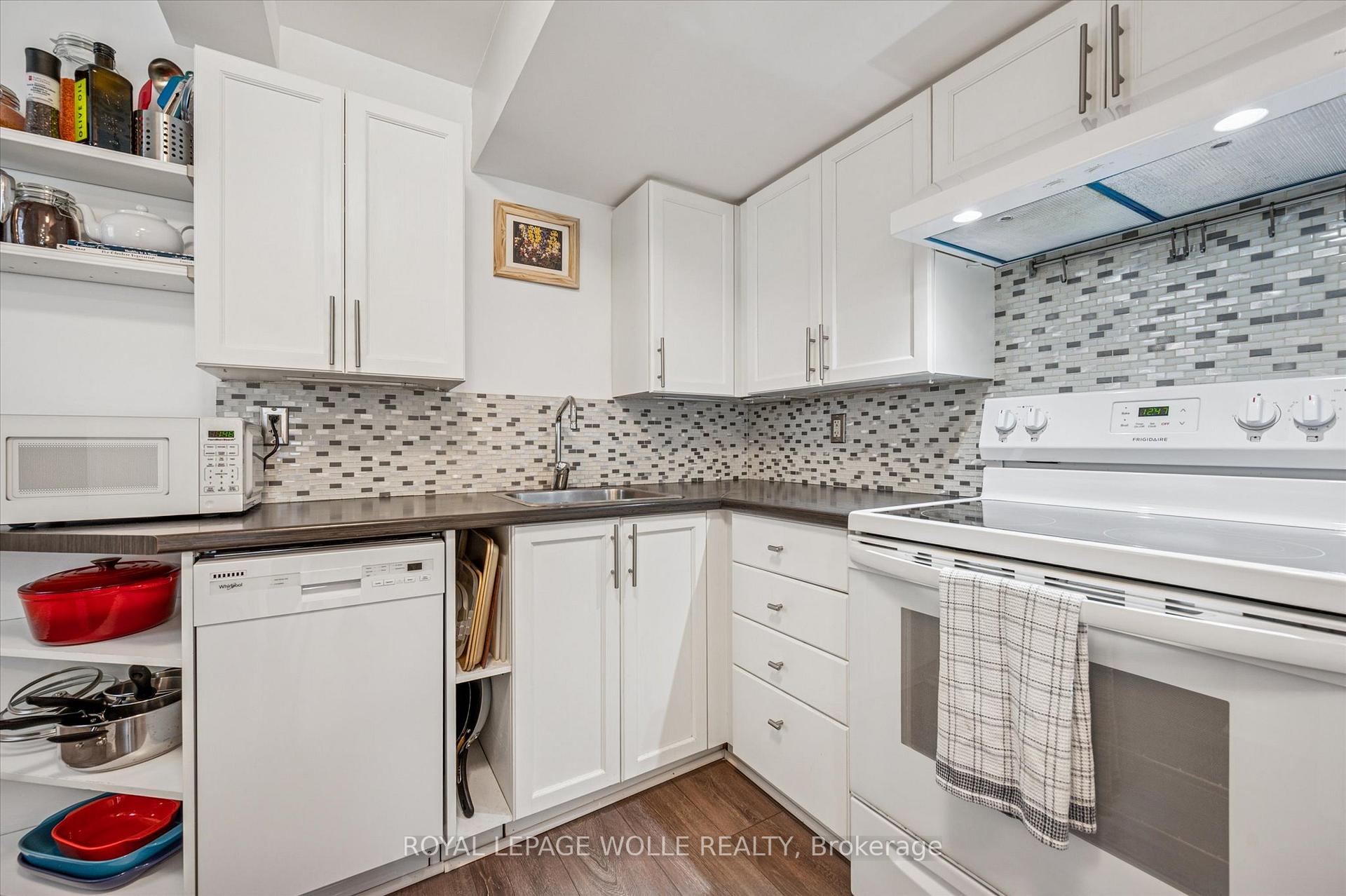Photo 10 of Unit 8D, 139 Brighton Street, Waterloo — HOMEH
