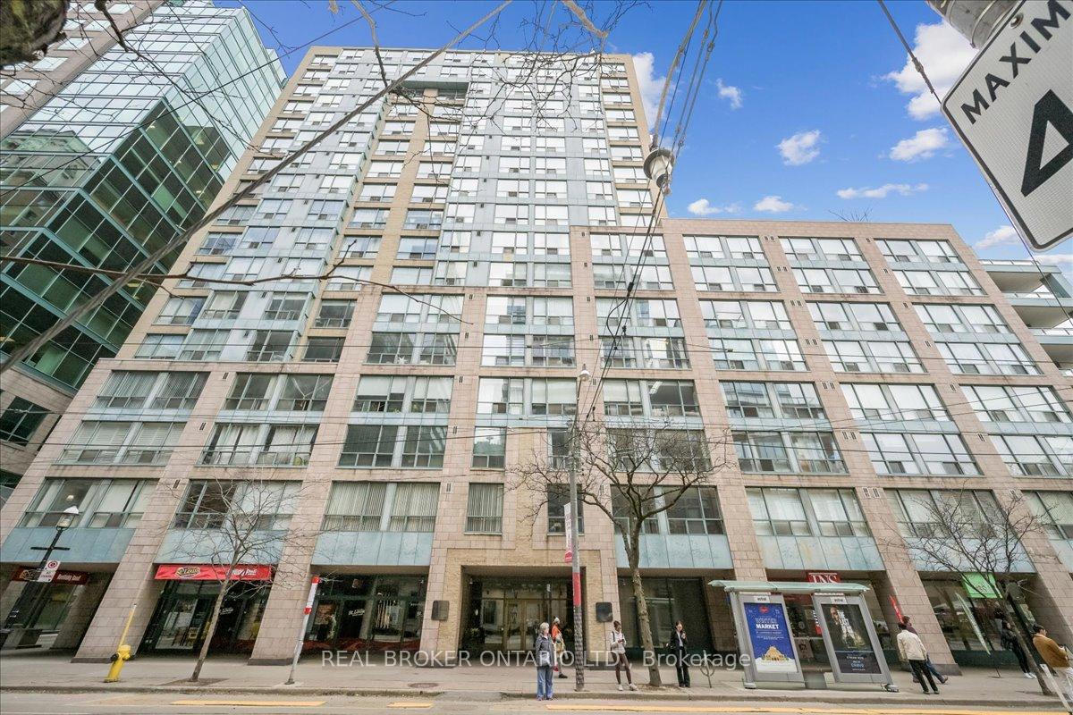 Front of Unit 508, 92 King Street E