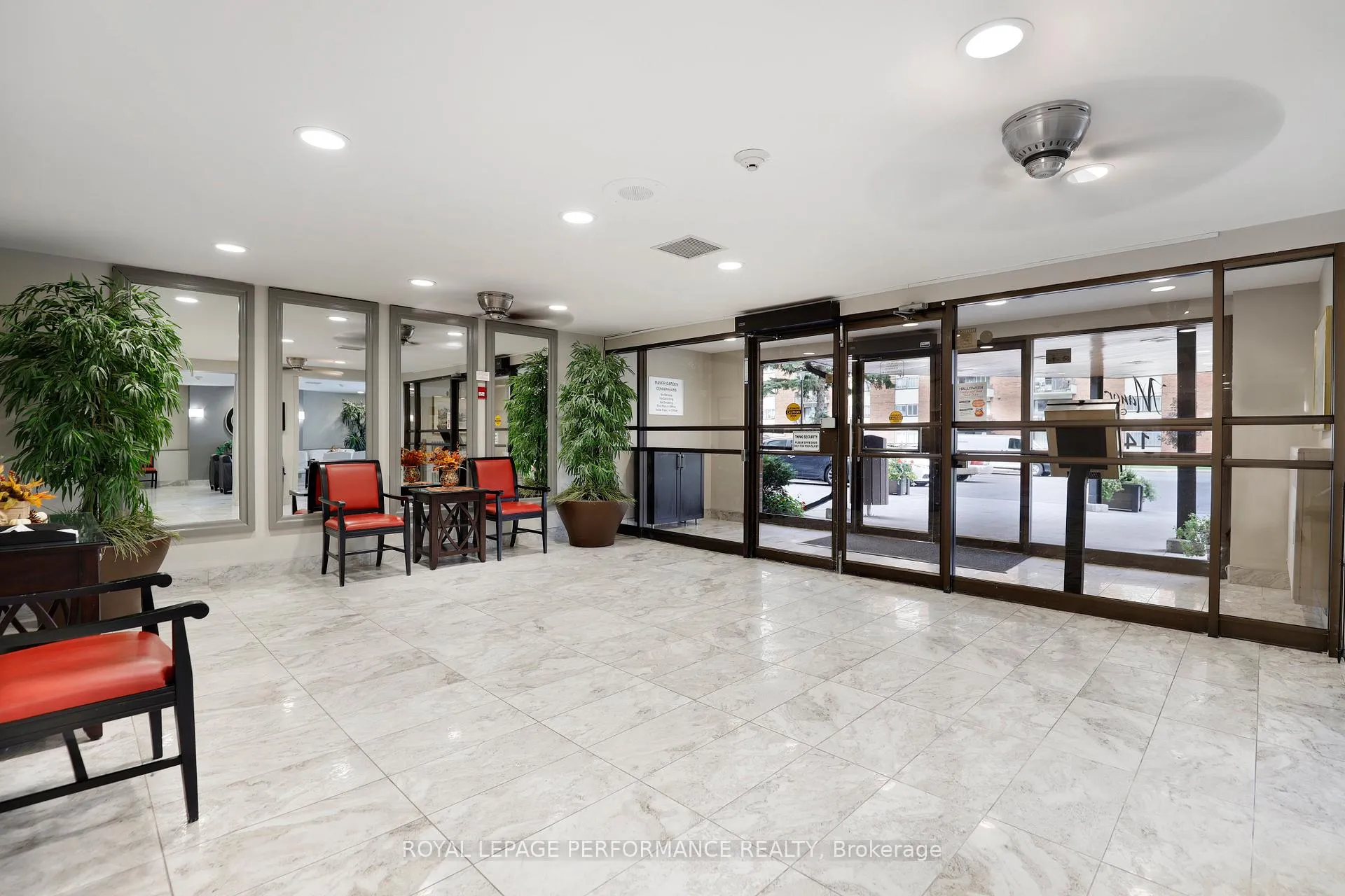 Photo 4 of Unit 113, 1465 Baseline Road, Ottawa, Copeland Park — HOMEH