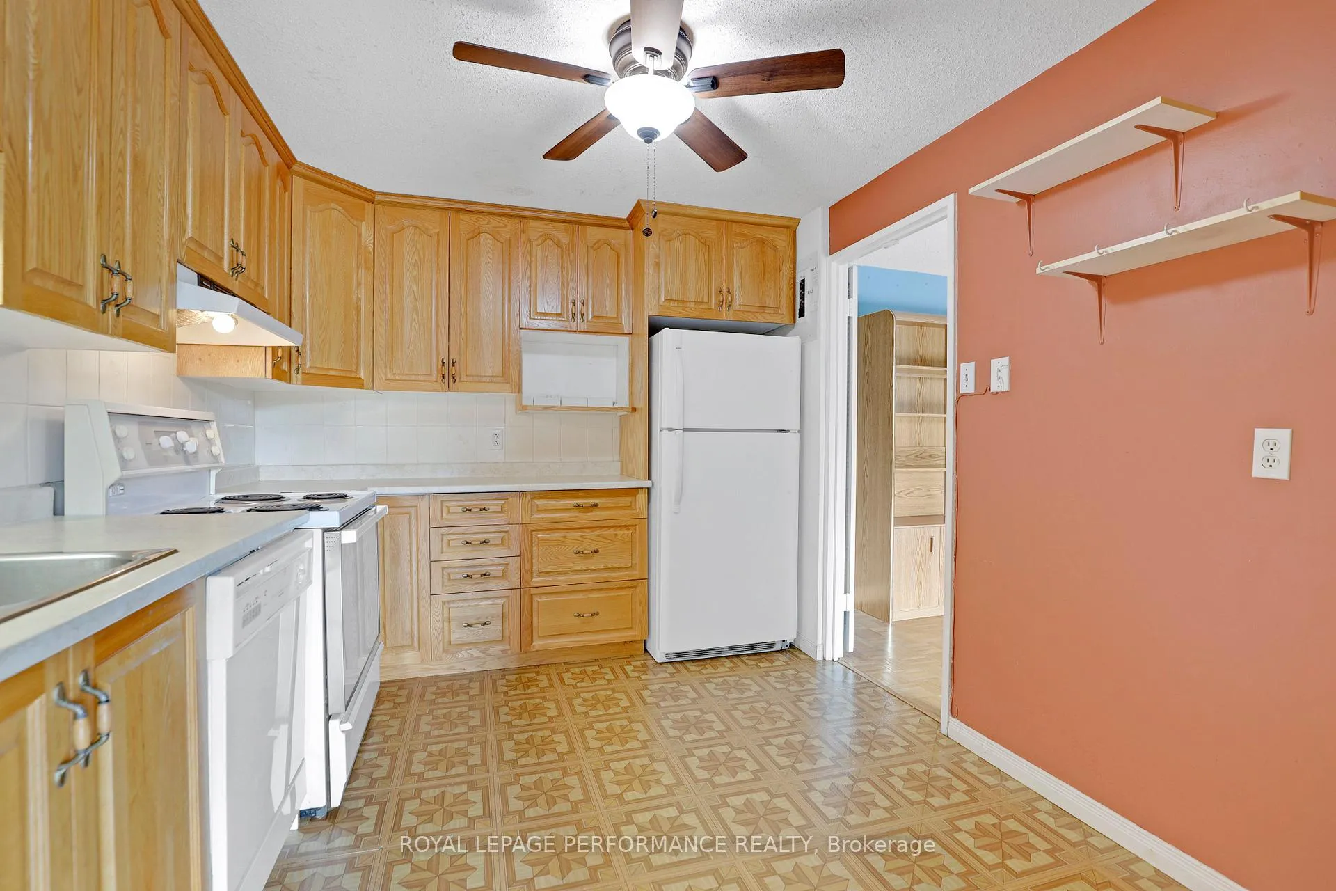 Photo 22 of Unit 113, 1465 Baseline Road, Ottawa, Copeland Park — HOMEH