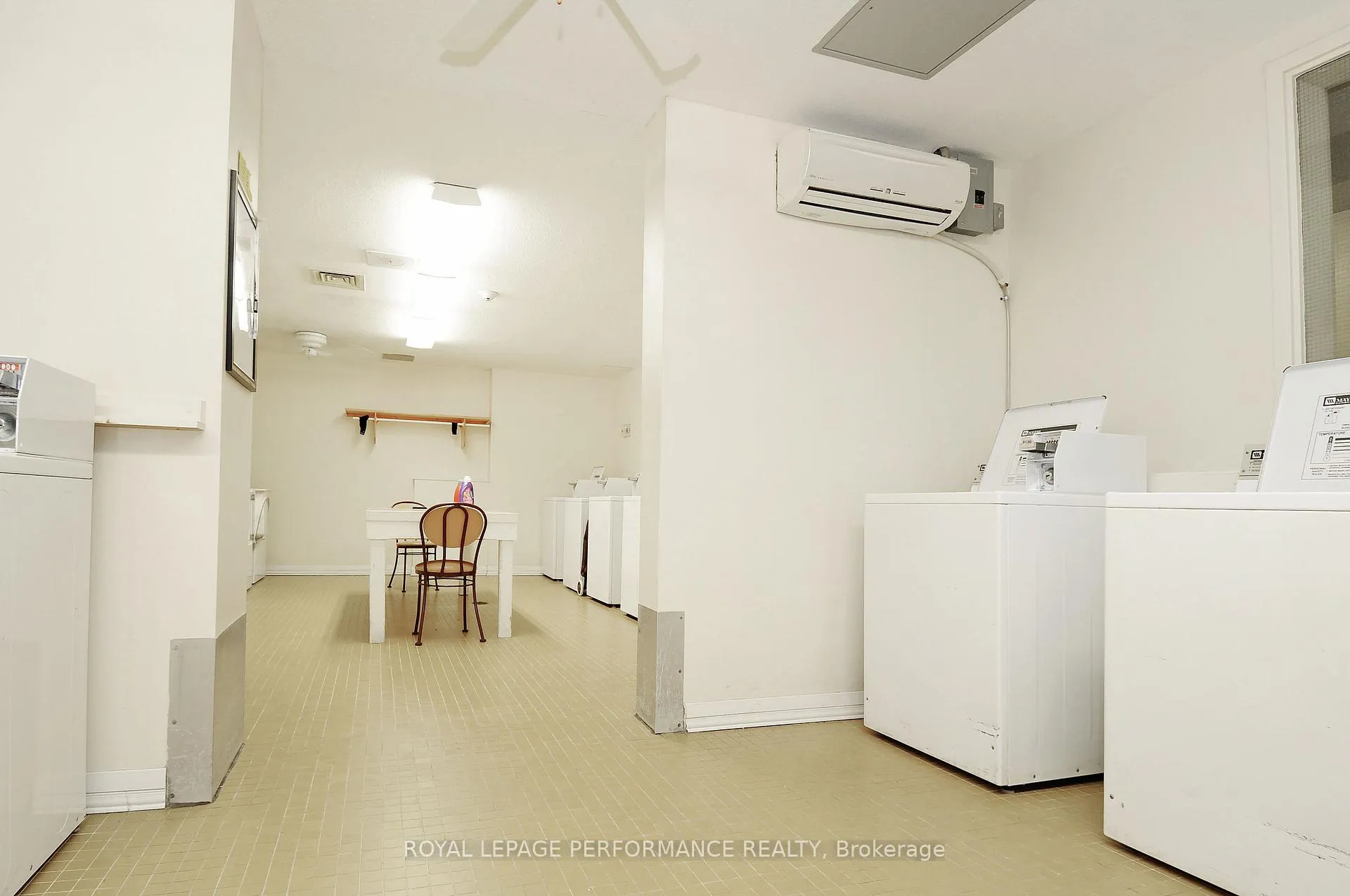 Photo 30 of Unit 113, 1465 Baseline Road, Ottawa, Copeland Park — HOMEH
