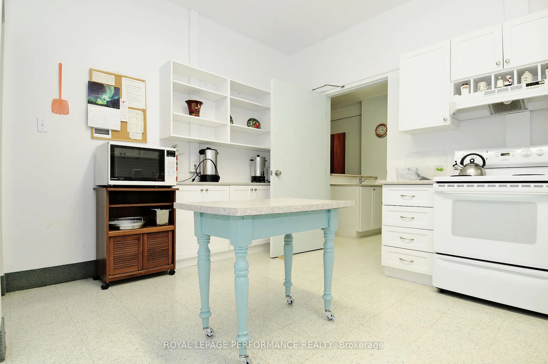 Photo 31 of Unit 113, 1465 Baseline Road, Ottawa, Copeland Park — HOMEH