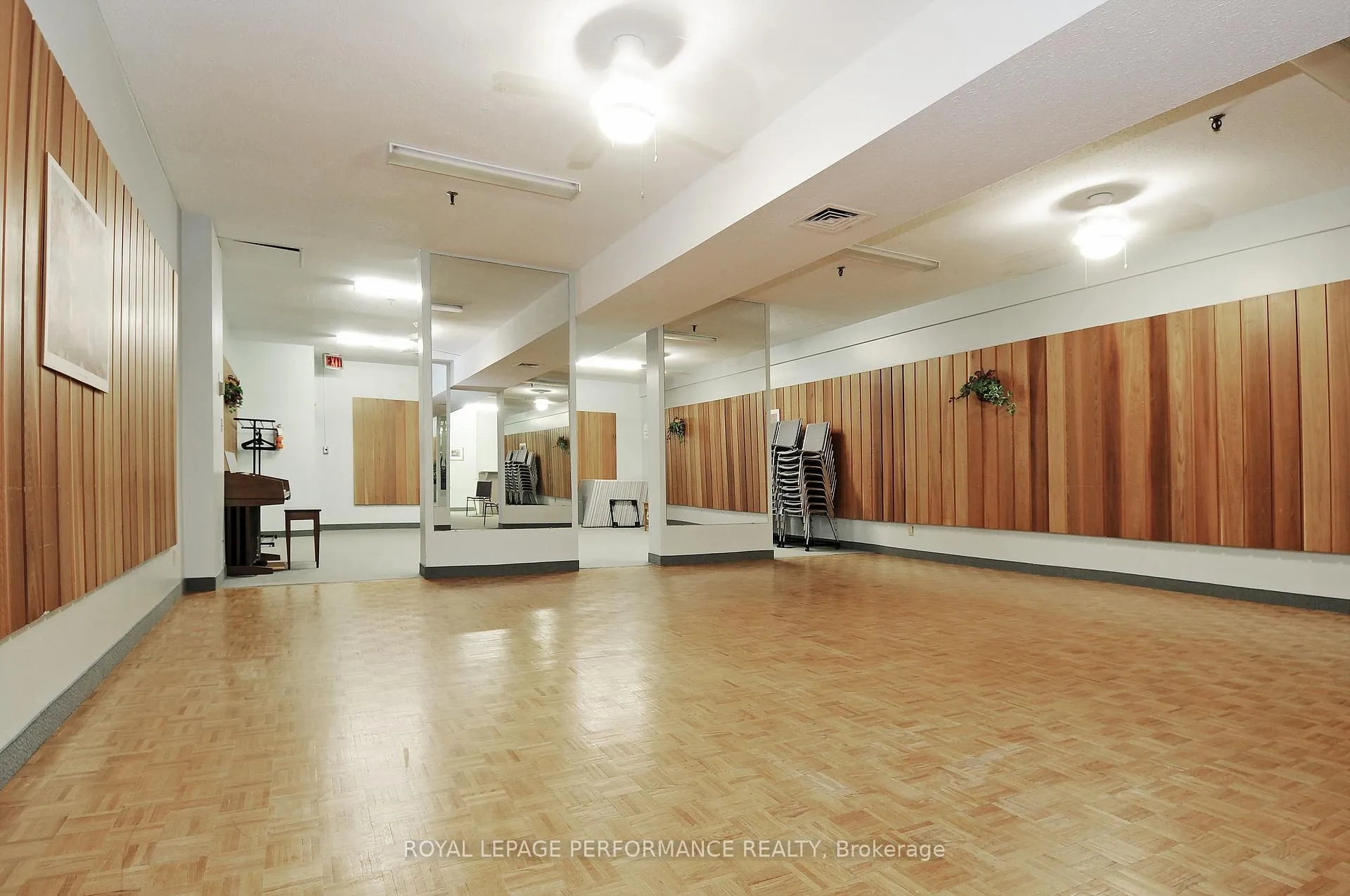 Photo 33 of Unit 113, 1465 Baseline Road, Ottawa, Copeland Park — HOMEH