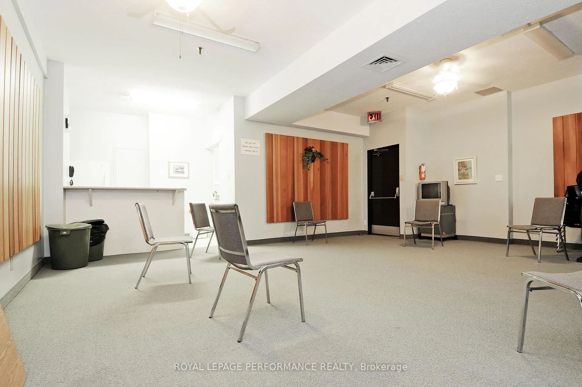 Photo 36 of Unit 113, 1465 Baseline Road, Ottawa, Copeland Park — HOMEH